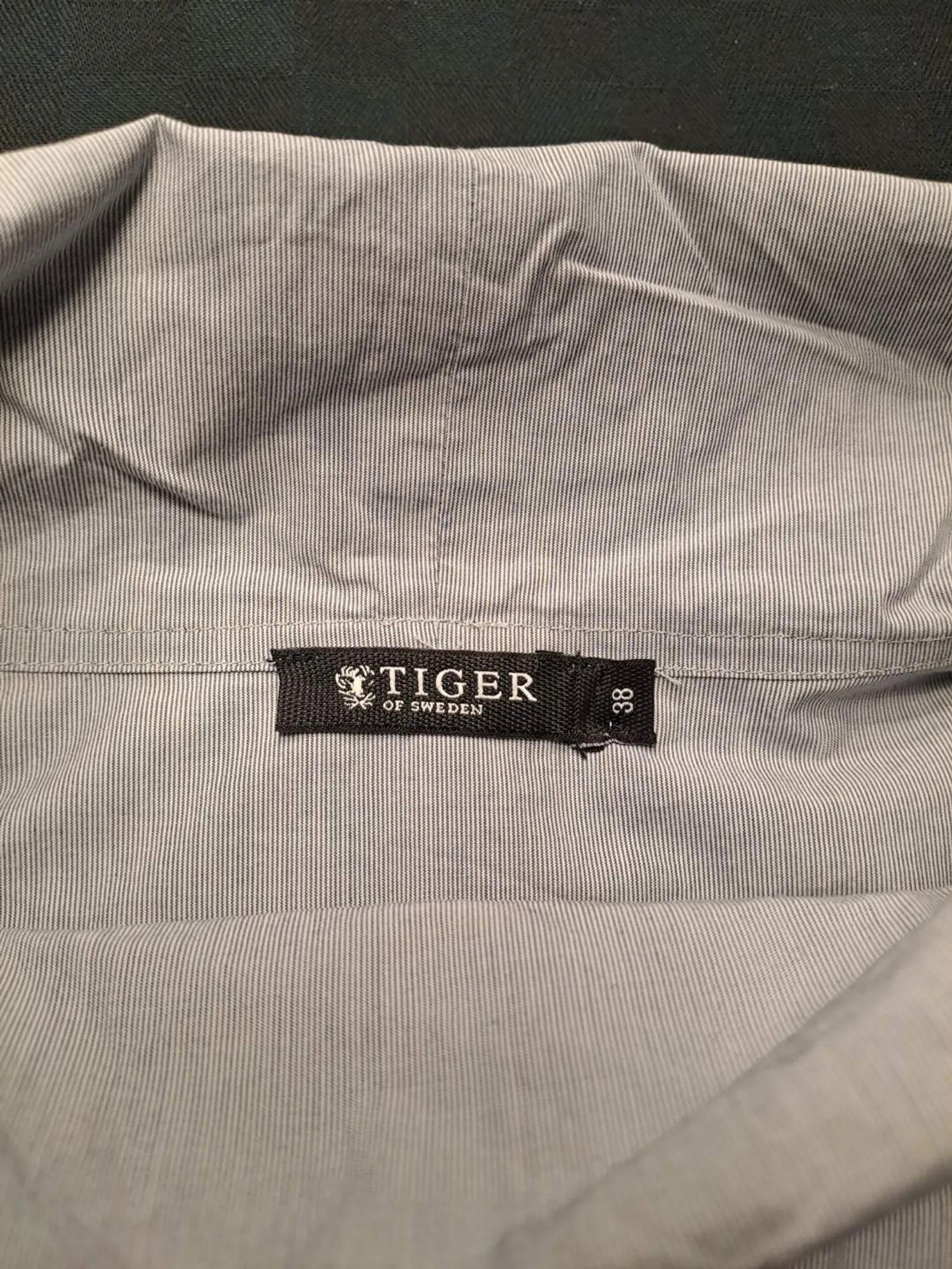 Tiger of Sweden Tiger of Sweden Karpell S Shirt Size S / US 4 / IT 40 - 3 Thumbnail