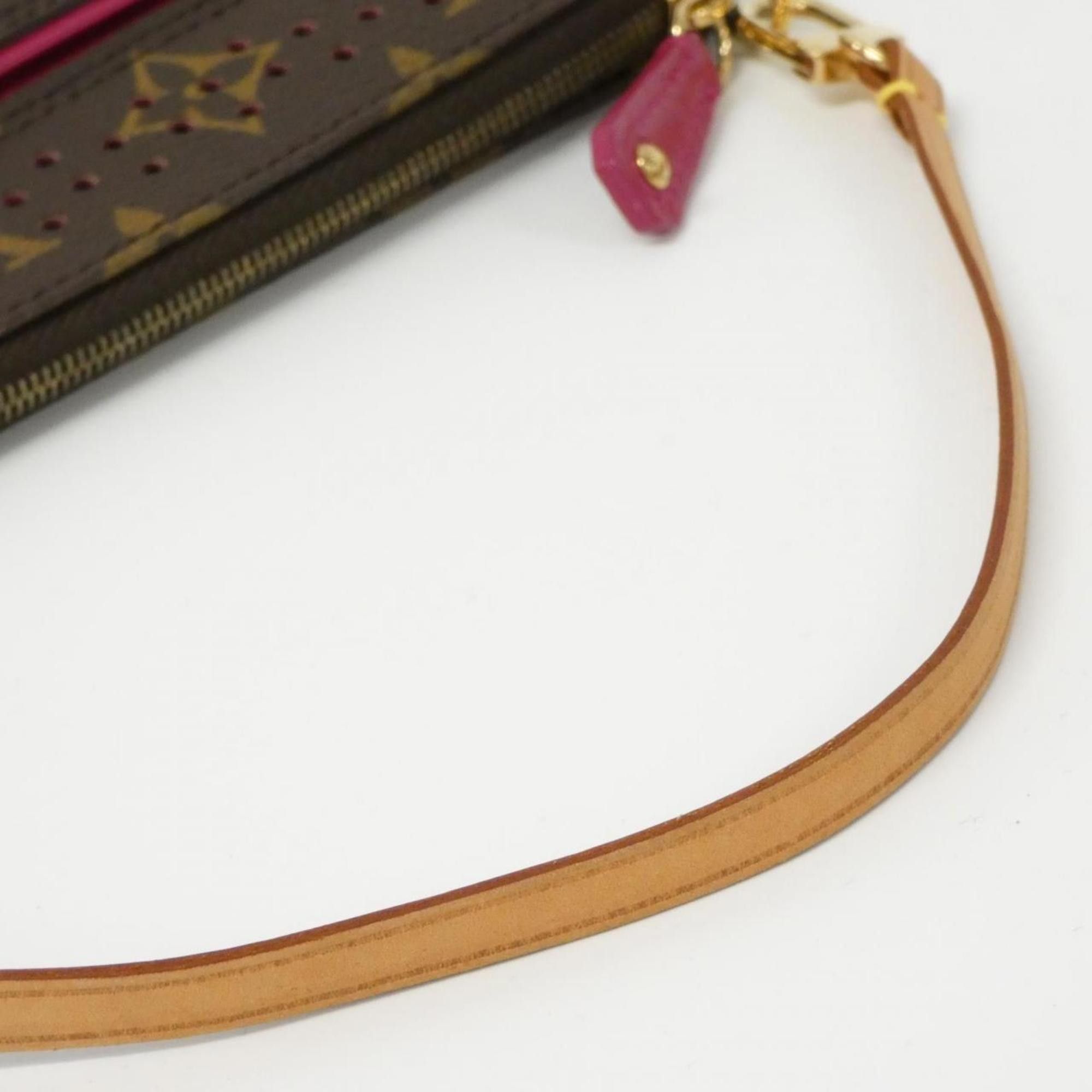 Louis Vuitton Louis Vuitton Pochette Accessoire clutch Size ONE SIZE - 3 Thumbnail