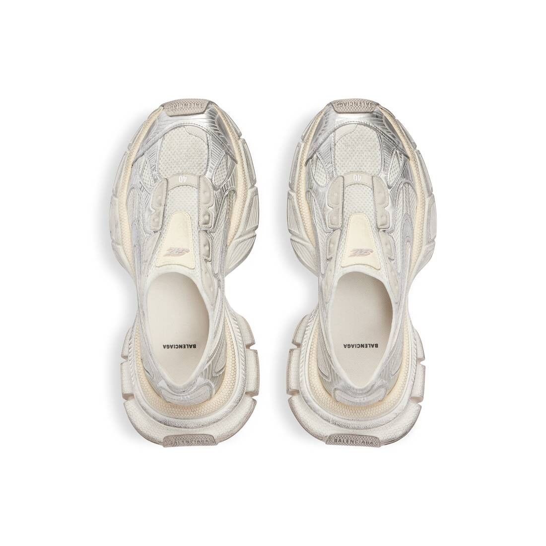 Balenciaga Men's 3xl Slip On Sneaker in Eggshell Size US 10 / EU 43 - 6 Thumbnail