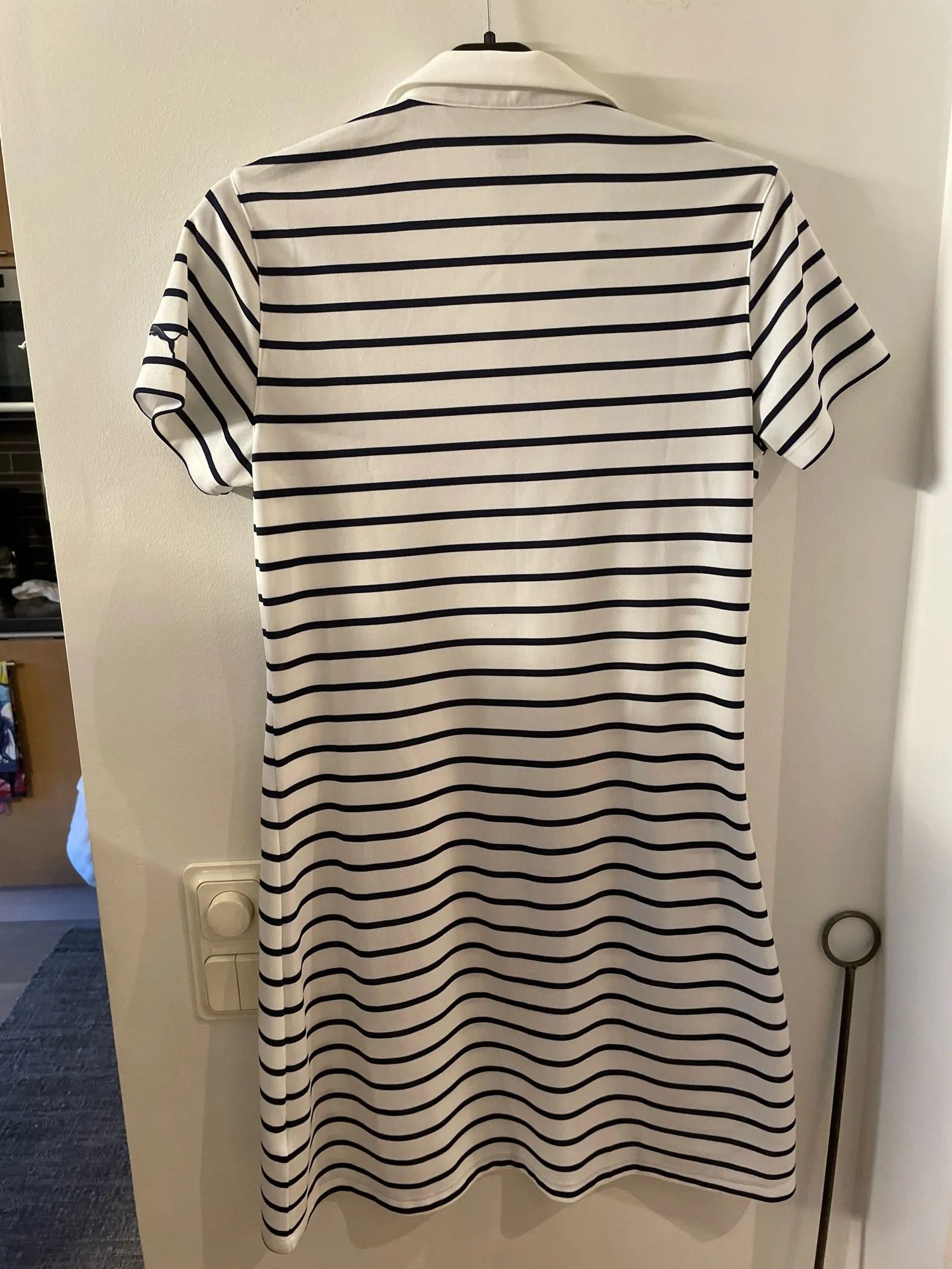 Puma Puma Dress Size M / US 6-8 / IT 42-44 - 3 Thumbnail