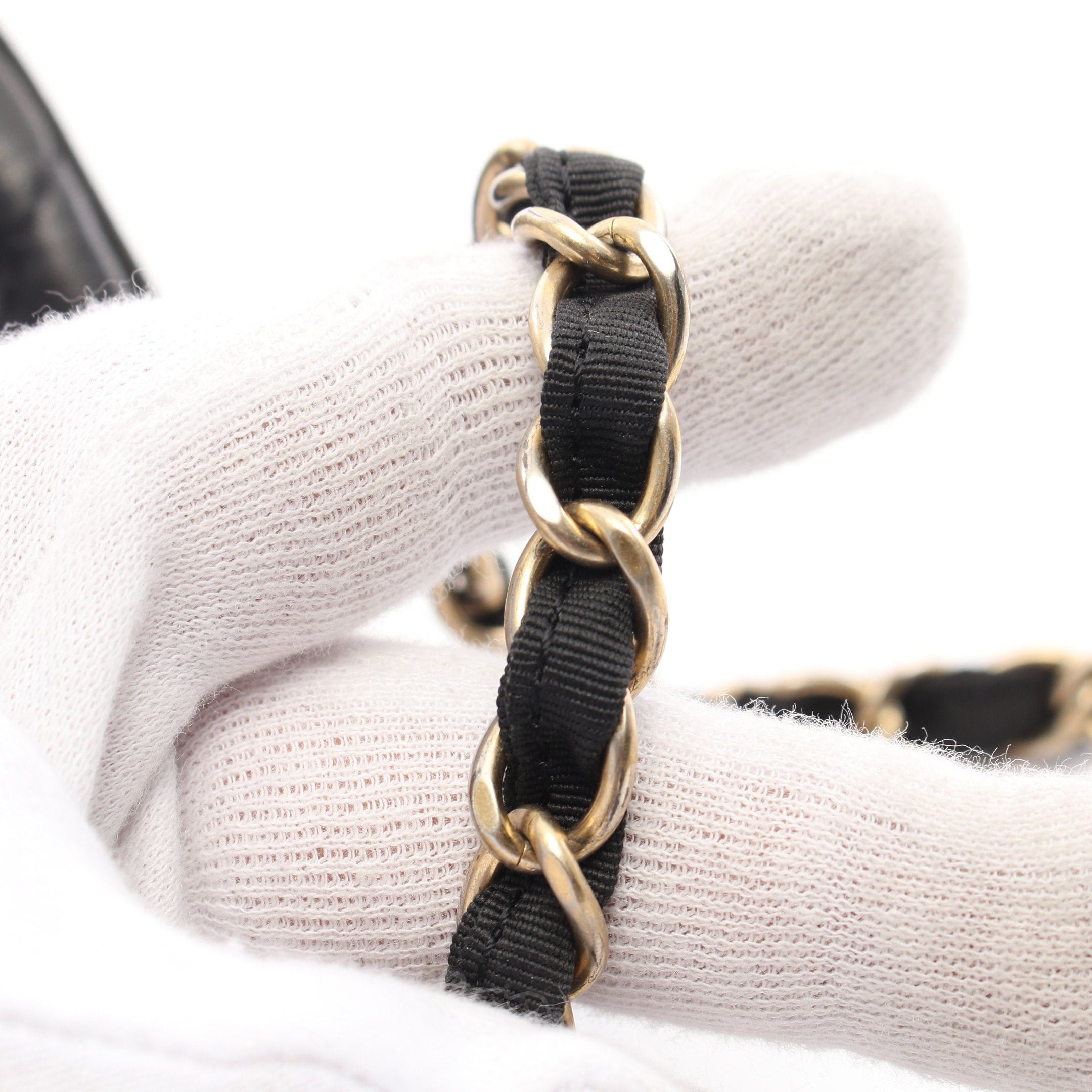 Chanel Chanel Double Chain Shoulder Bag Wave Stitch Lambskin Black Gold Hardware Size ONE SIZE - 10 Thumbnail