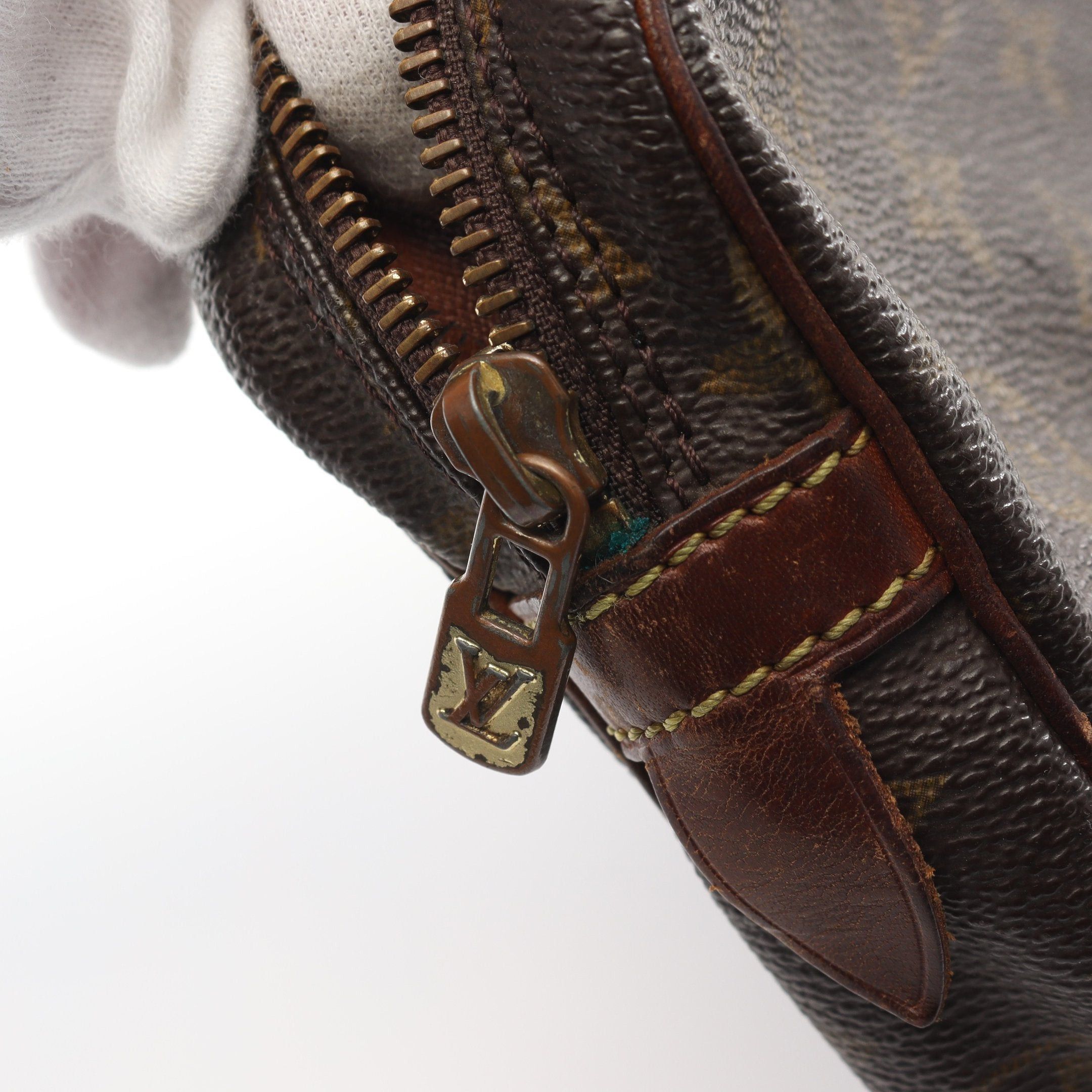 Louis Vuitton Louis Vuitton Marly Dragonne Pm Monogram Clutch Bag Second Leather Brown Size ONE SIZE - 10 Thumbnail