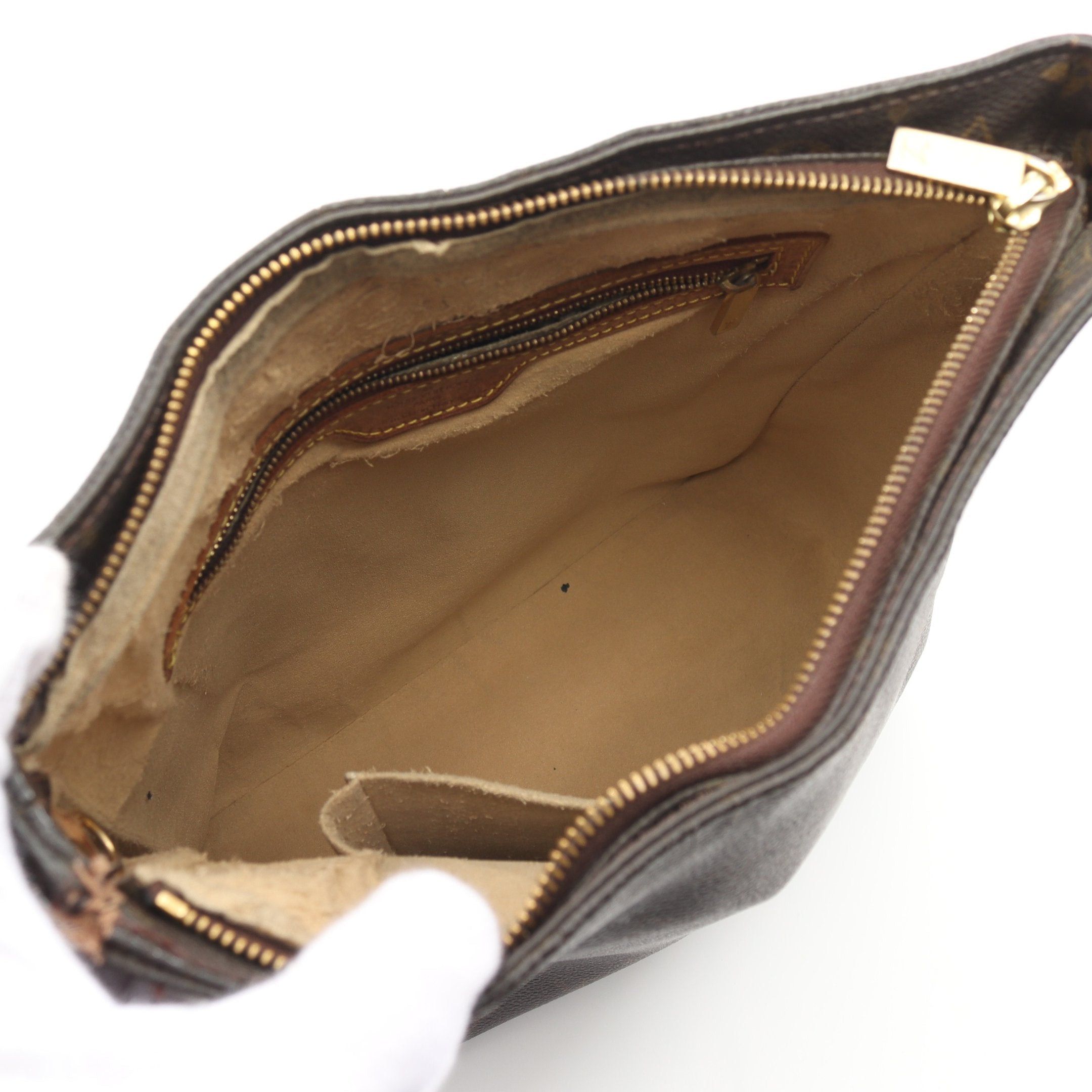 Louis Vuitton Louis Vuitton Looping Gm Monogram Shoulder Bag Leather Brown Size ONE SIZE - 3 Thumbnail