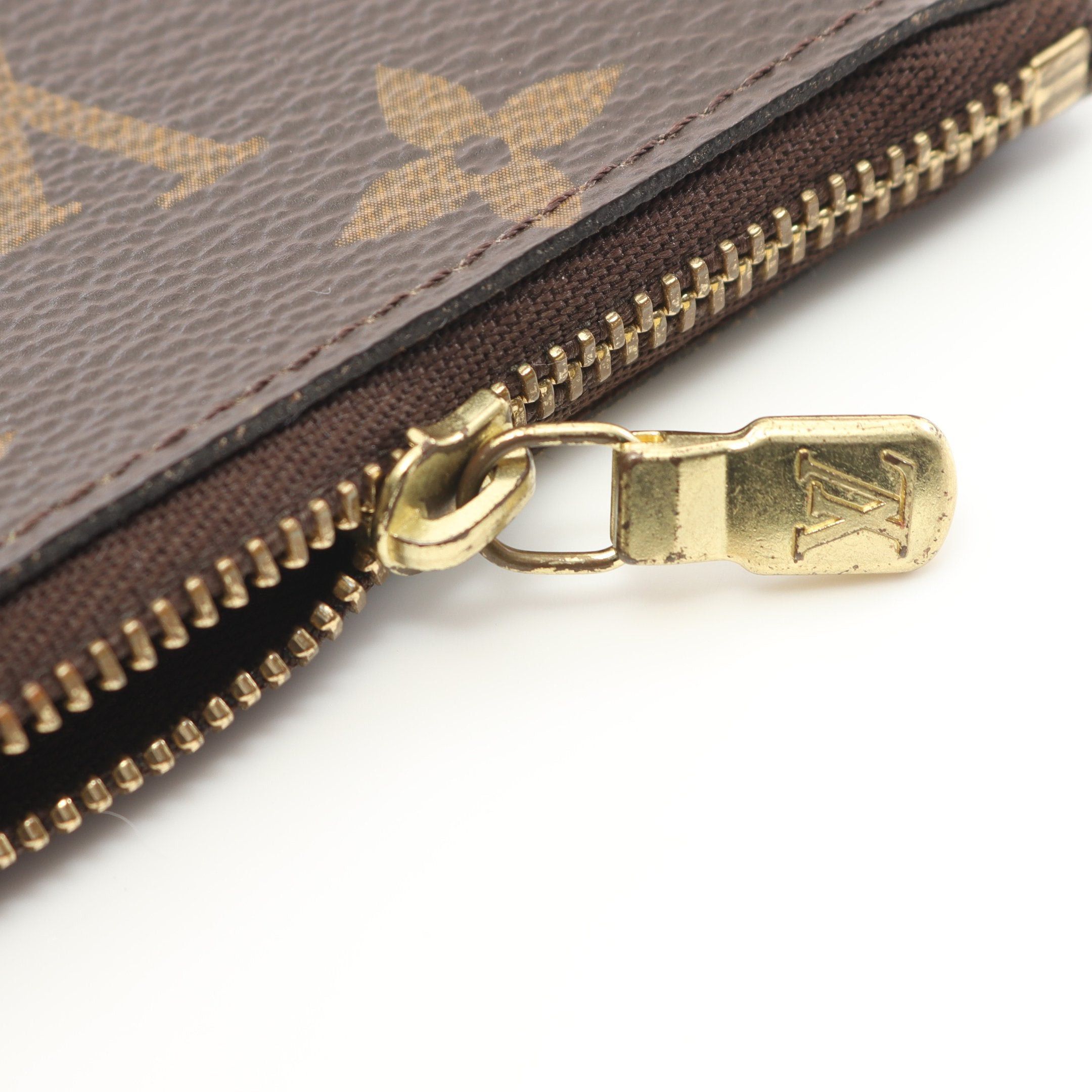 Louis Vuitton Louis Vuitton Pochette Cle Monogram Coin Purse Brown With Key Ring Size ONE SIZE - 7 Thumbnail