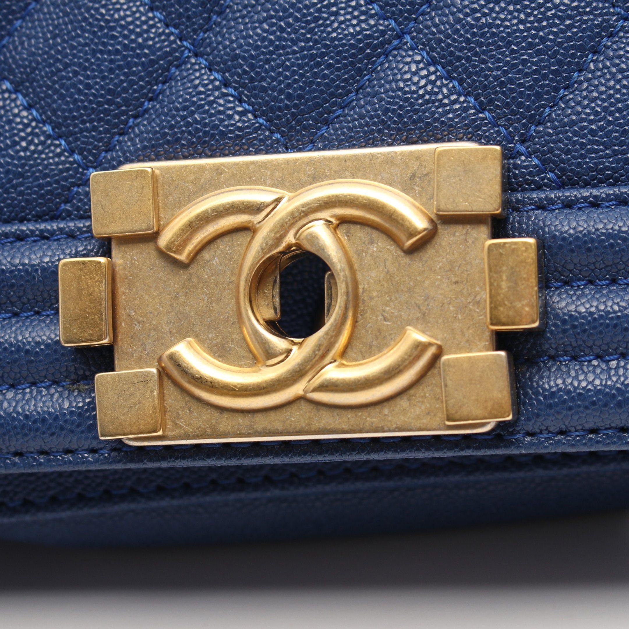 Chanel Chanel Boy Chanel Small Chain Shoulder Bag Caviar Skin Blue Gold Hardware Size ONE SIZE - 7 Thumbnail