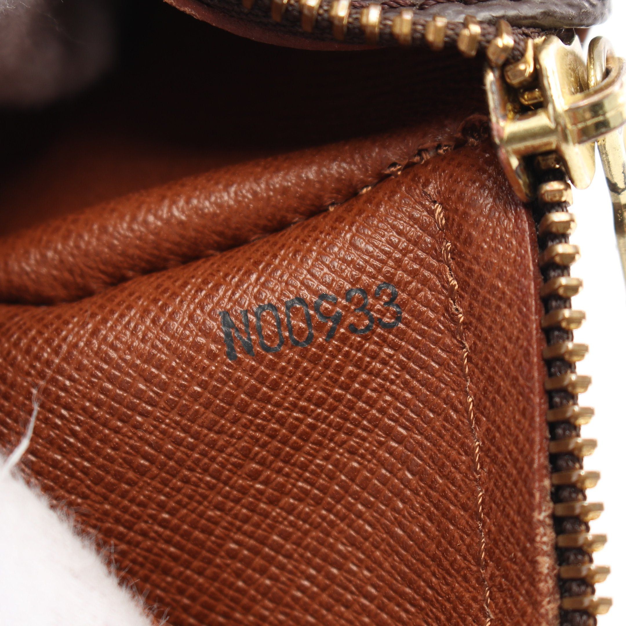 Louis Vuitton Louis Vuitton Papillon 30 Monogram Old Model Handbag Leather Brown Size ONE SIZE - 5 Thumbnail