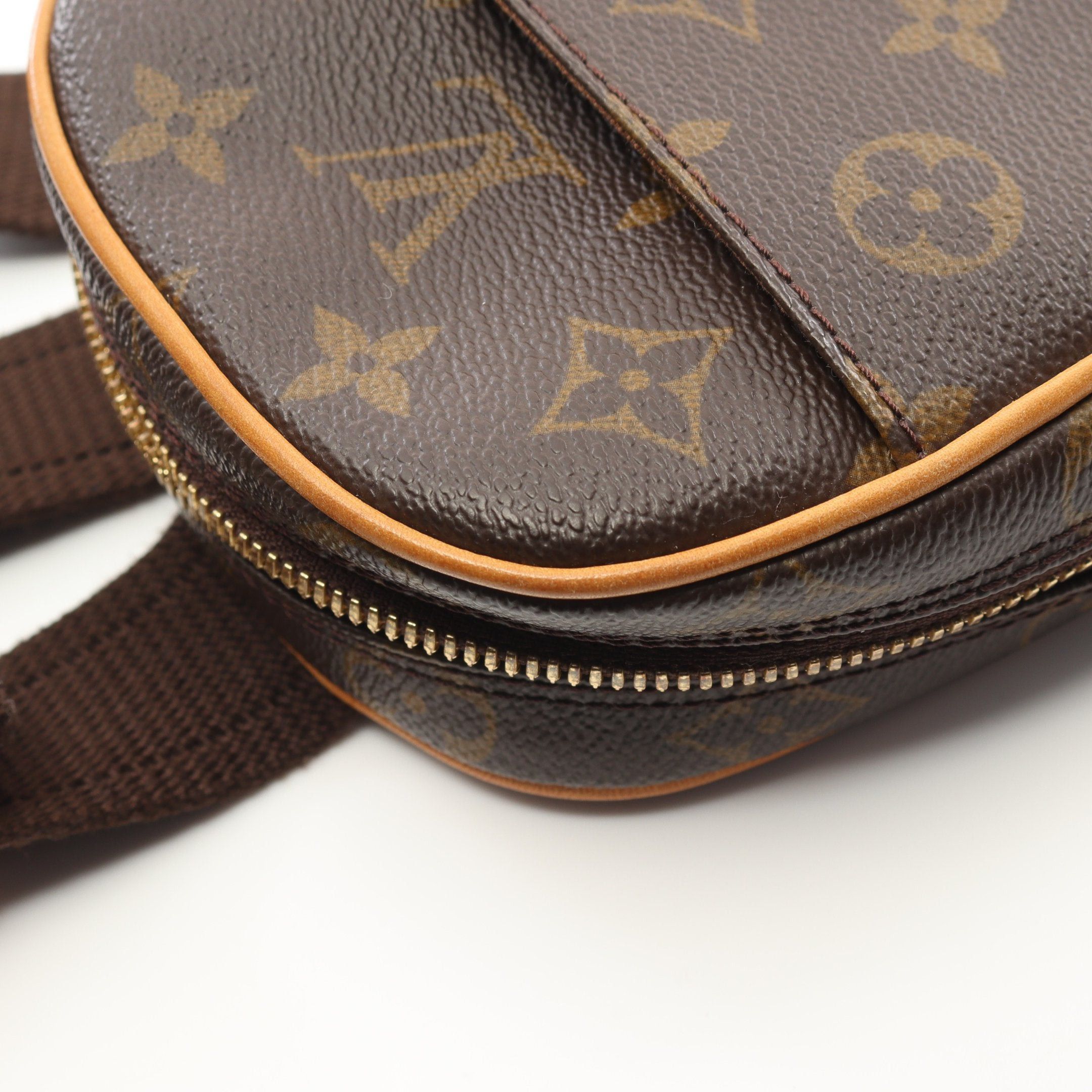 Louis Vuitton Louis Vuitton Pochette Ganju Monogram Body Bag Leather Brown Size ONE SIZE - 8 Thumbnail
