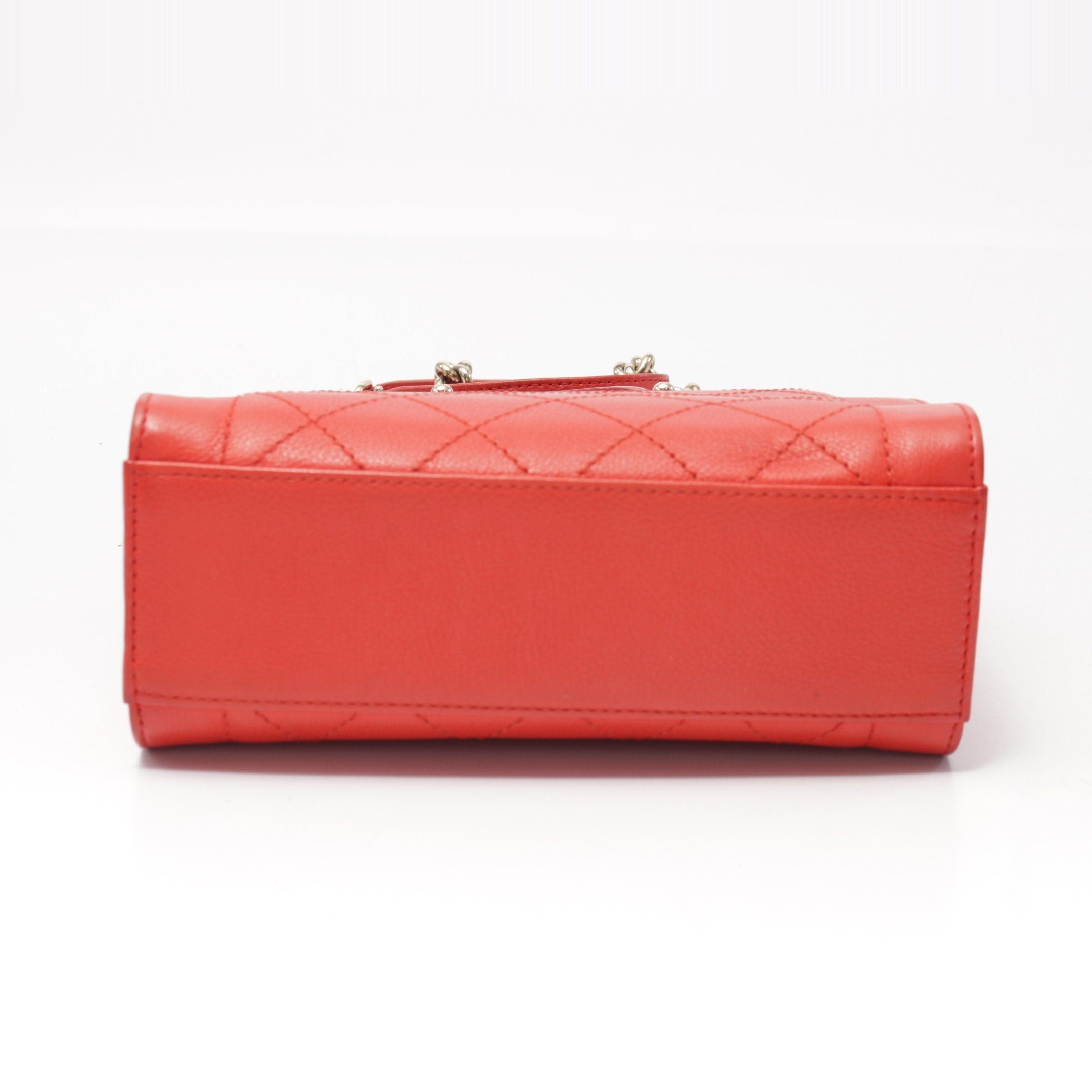 Chanel Chanel Matelasse Chain Shoulder Bag Leather Red Gold Hardware Size ONE SIZE - 14 Thumbnail