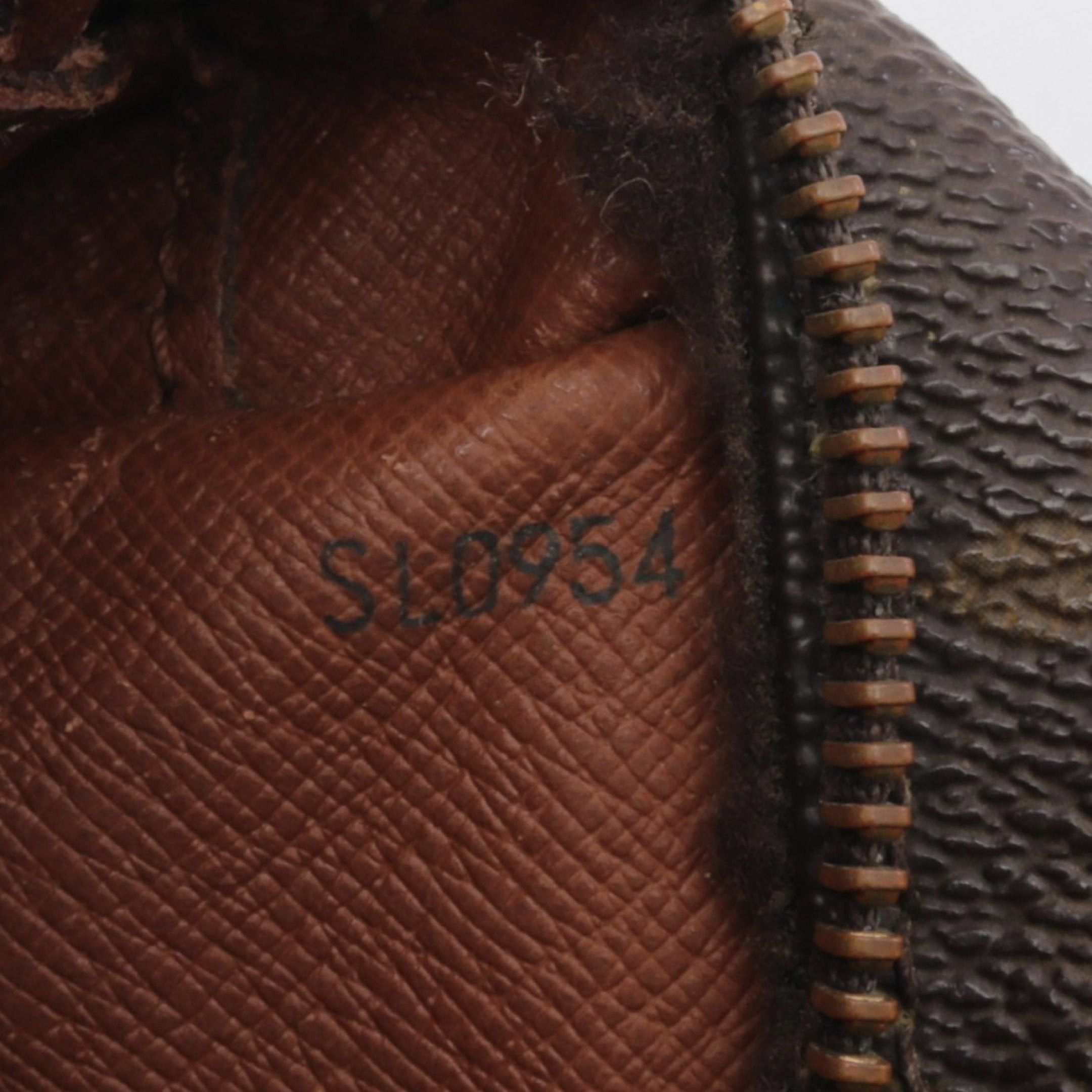 Louis Vuitton Louis Vuitton Compiègne 23 Monogram Clutch Bag Second Leather Brown Size ONE SIZE - 5 Thumbnail
