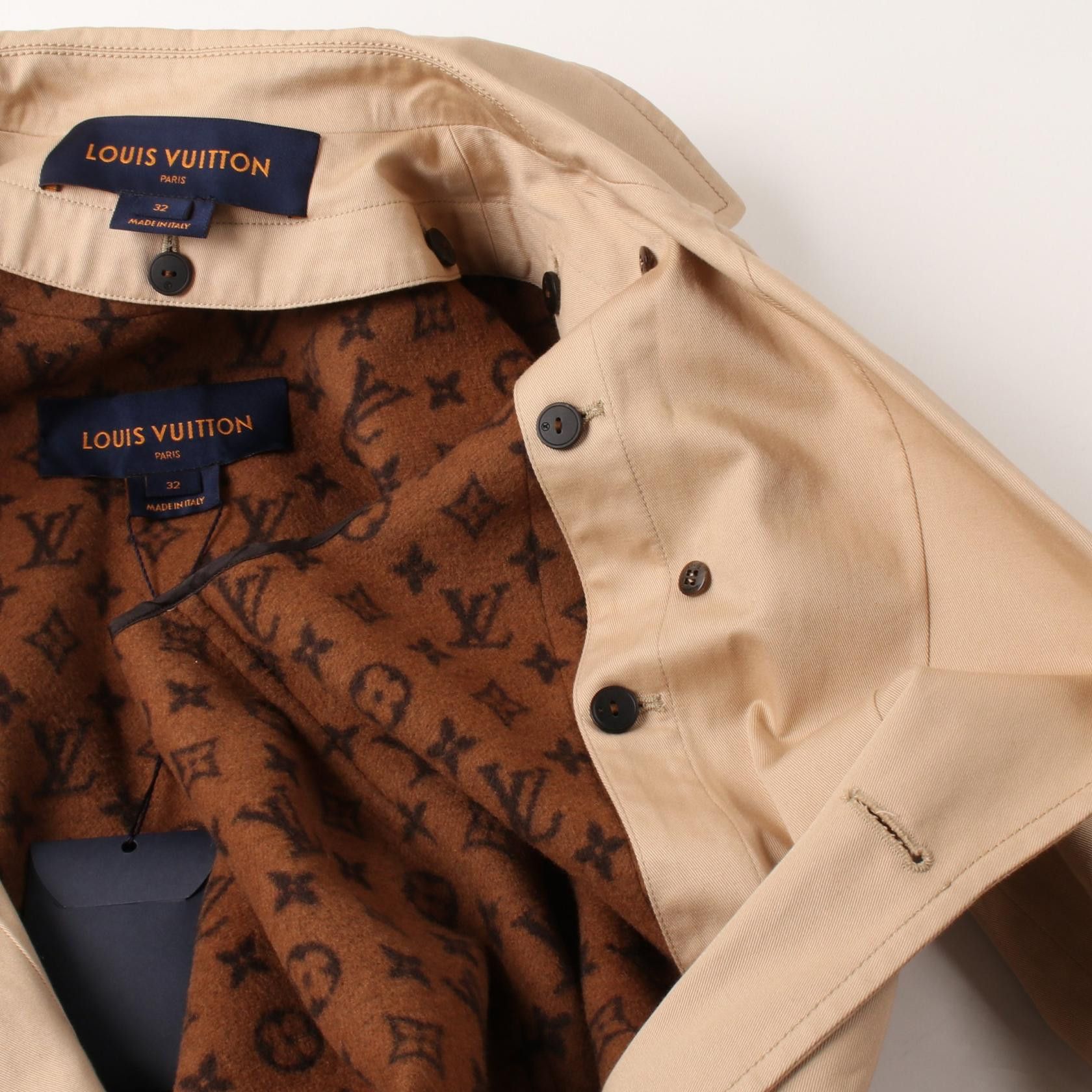 Louis Vuitton Louis Vuitton Trench Coat Cotton Beige Dark Brown Monogram Lining Size ONE SIZE - 6 Thumbnail