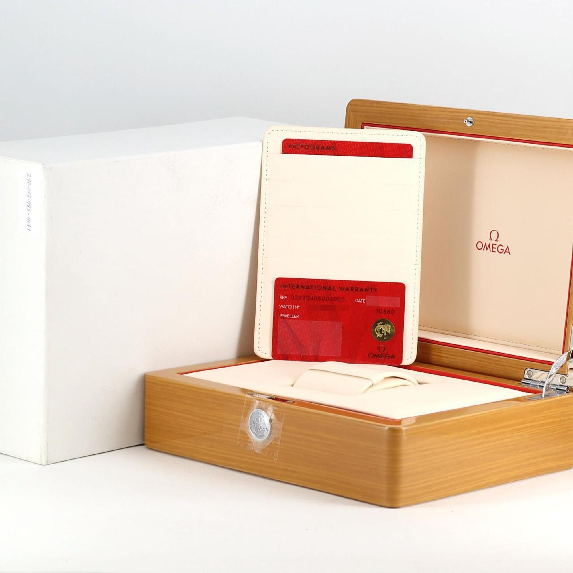 Omega Omega Speedmaster Racing 326.30.40.50.01.002 SS Wristwatch Automatic Size ONE SIZE - 8 Thumbnail