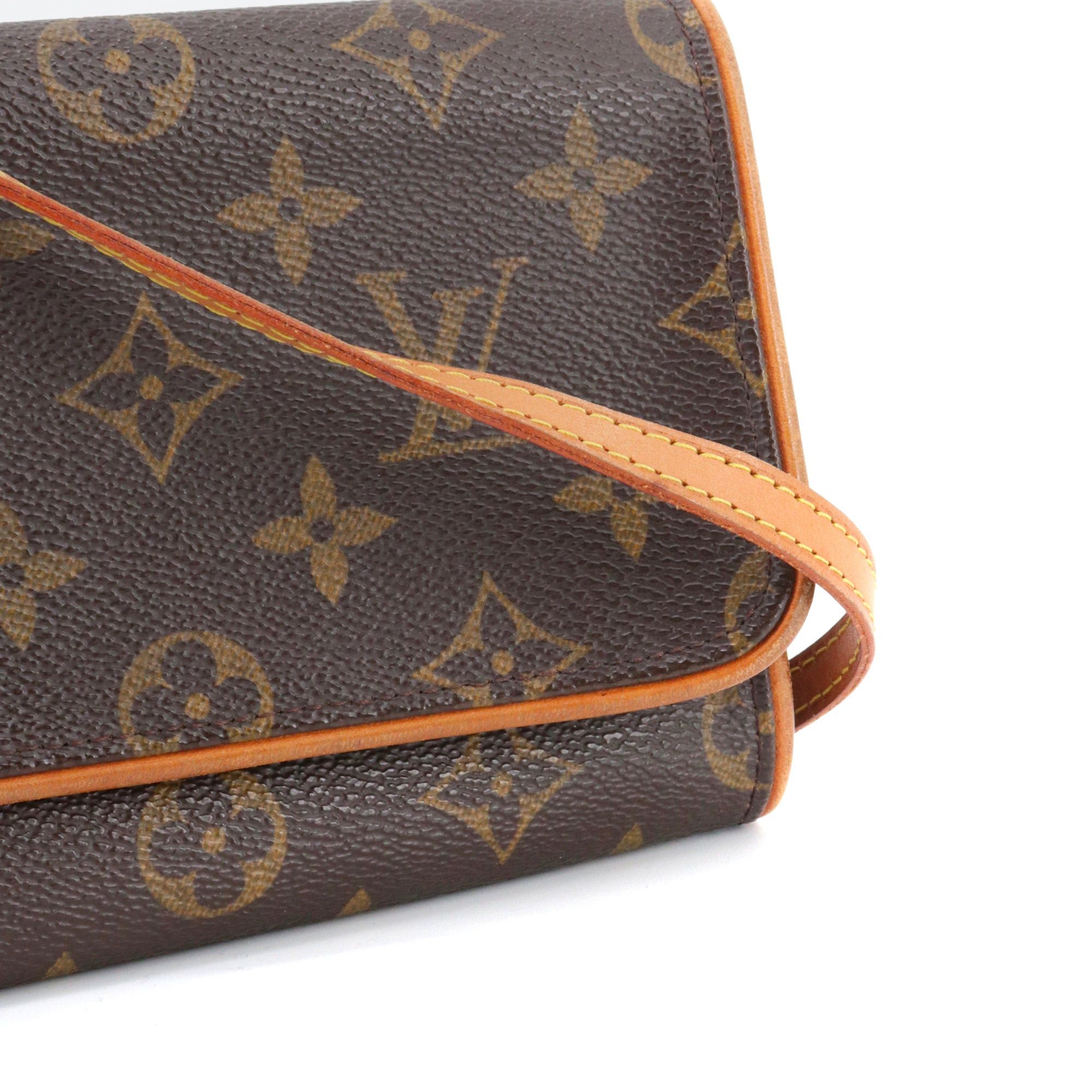 Louis Vuitton LOUIS VUITTON - Louis Vuitton Pochette Twin shoulder bag in monogram canvas Size ONE SIZE - 6 Thumbnail