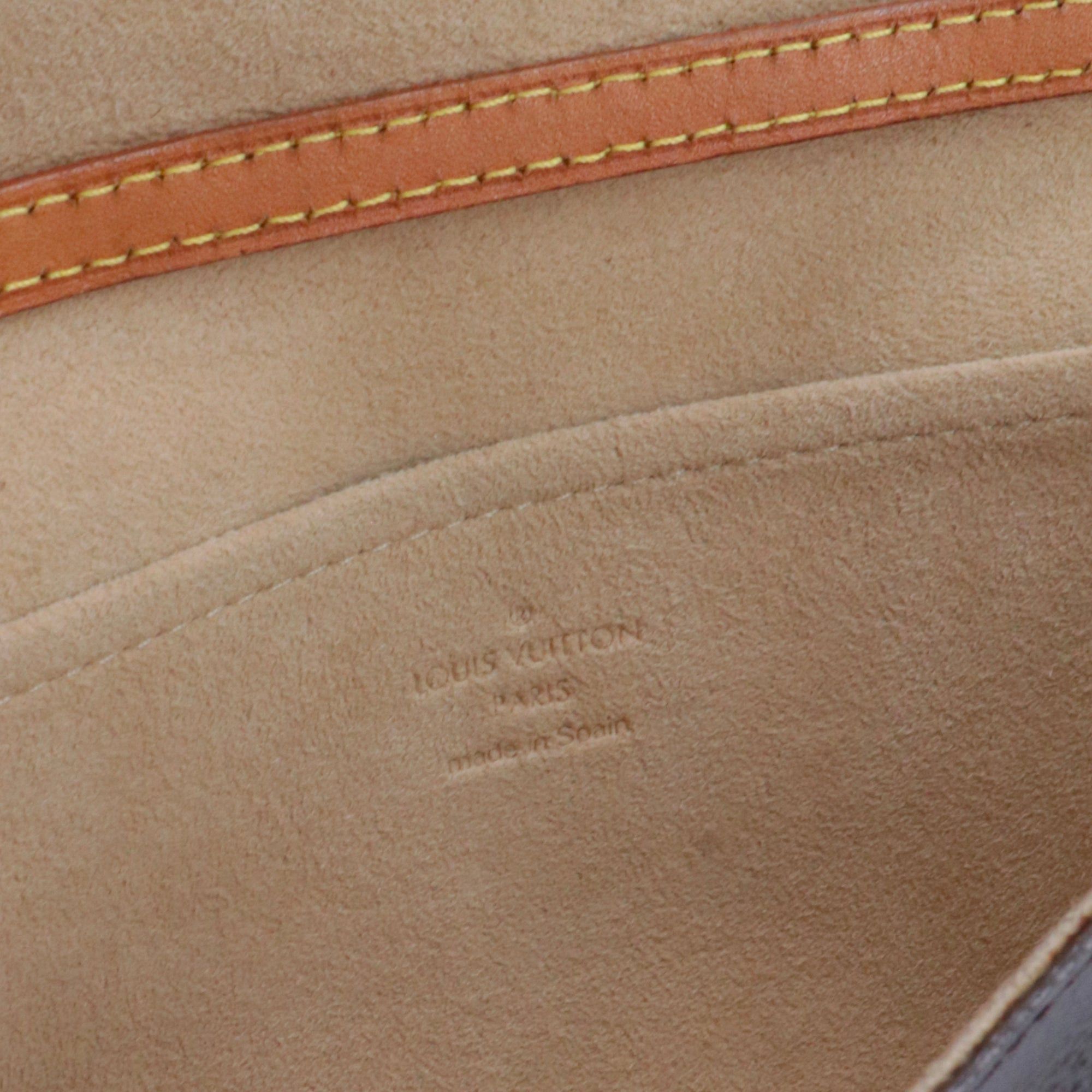 Louis Vuitton LOUIS VUITTON - Louis Vuitton Pochette Twin shoulder bag in monogram canvas Size ONE SIZE - 8 Thumbnail
