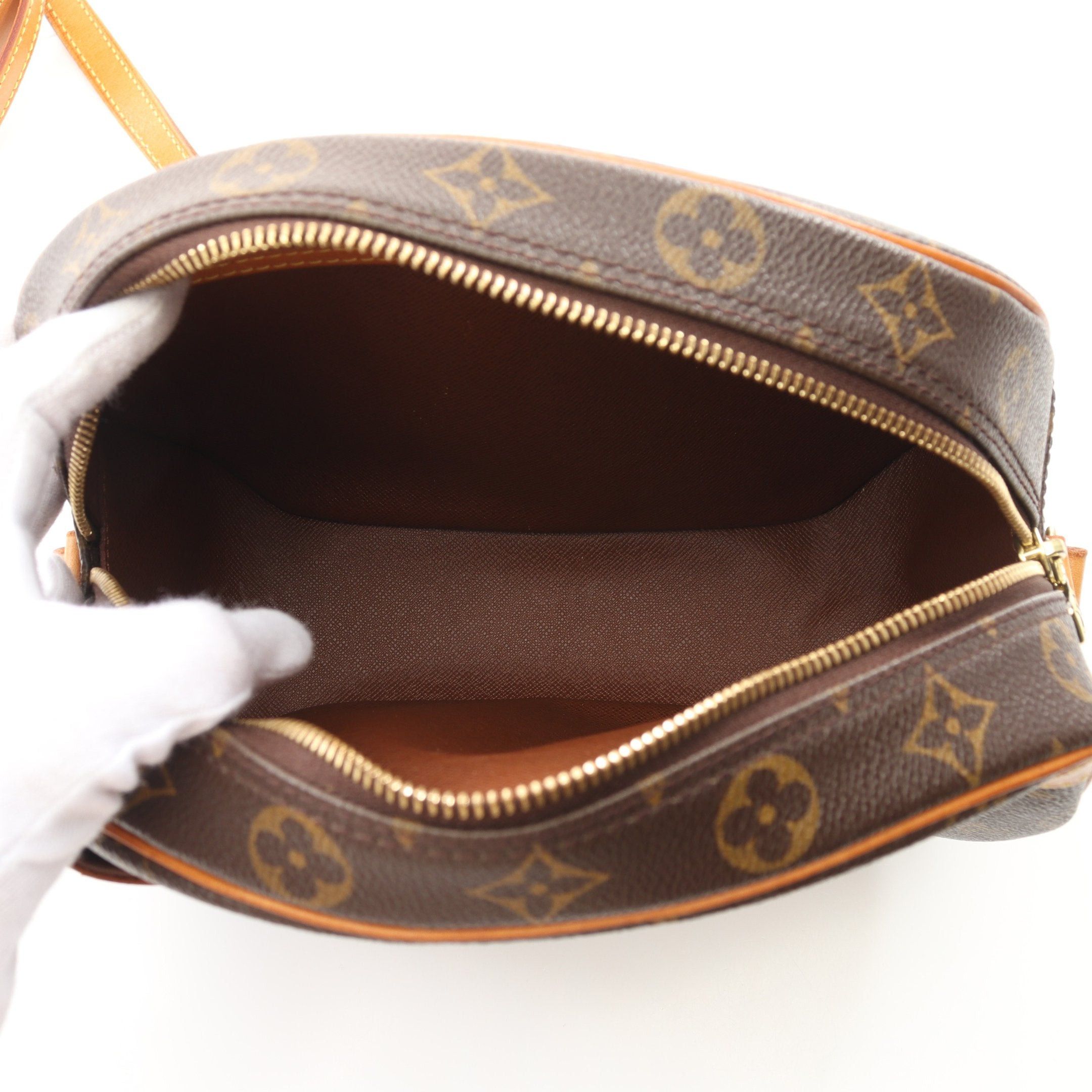 Louis Vuitton Louis Vuitton Blower Monogram Shoulder Bag Leather Brown Size ONE SIZE - 3 Thumbnail