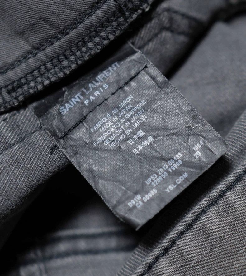 SAINTLAURENT グレー スキニーデニムin29west74 Saint Laurent Gray Distressed Denim Pants