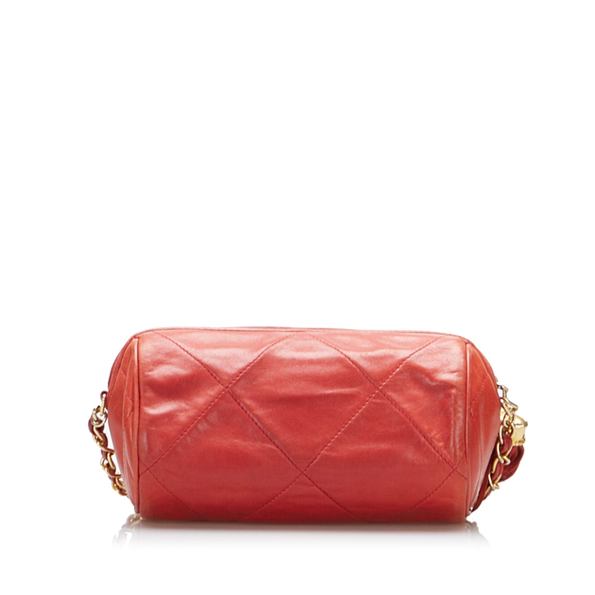 Chanel Round red quilted shoulder bag with fringes and pompoms Size ONE SIZE - 4 Thumbnail