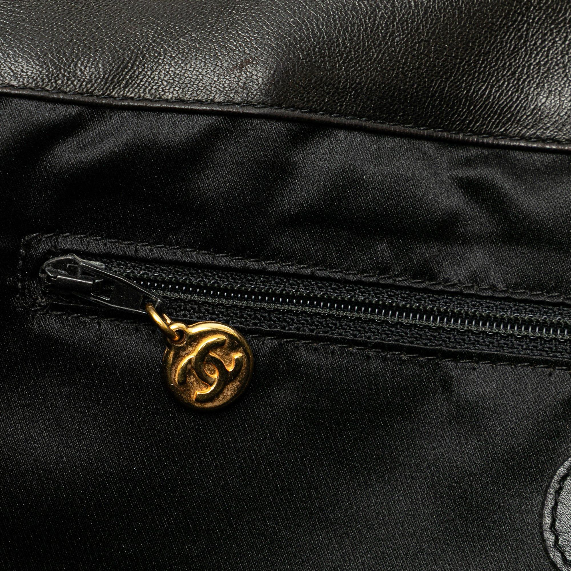 Chanel Chanel Quilted Lambskin Tassel Chain Shoulder Bag Black Size ONE SIZE - 7 Thumbnail