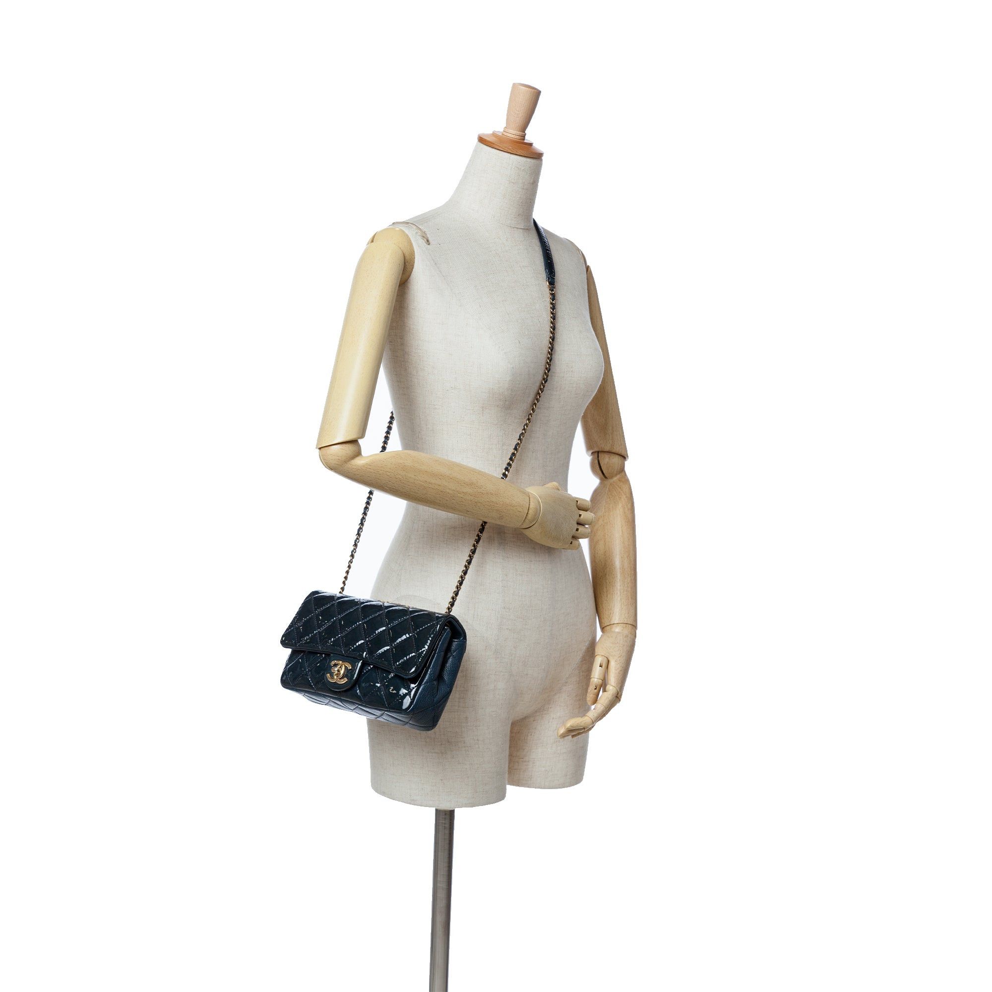 Chanel Chanel Paris-Salzburg Small Patent and Goatskin CC Eyelet Flap Blue Size ONE SIZE - 11 Thumbnail
