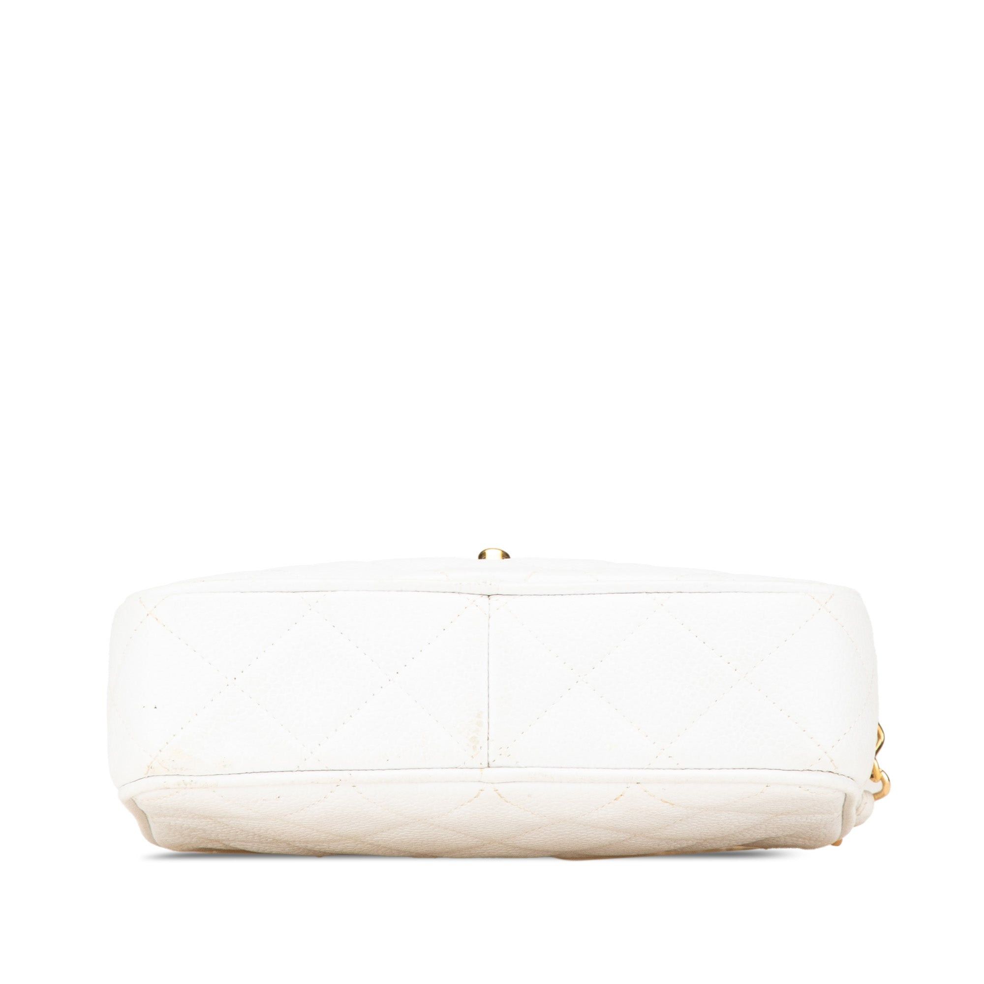 Chanel Chanel Quilted Caviar CC Camera Bag White Size ONE SIZE - 3 Thumbnail