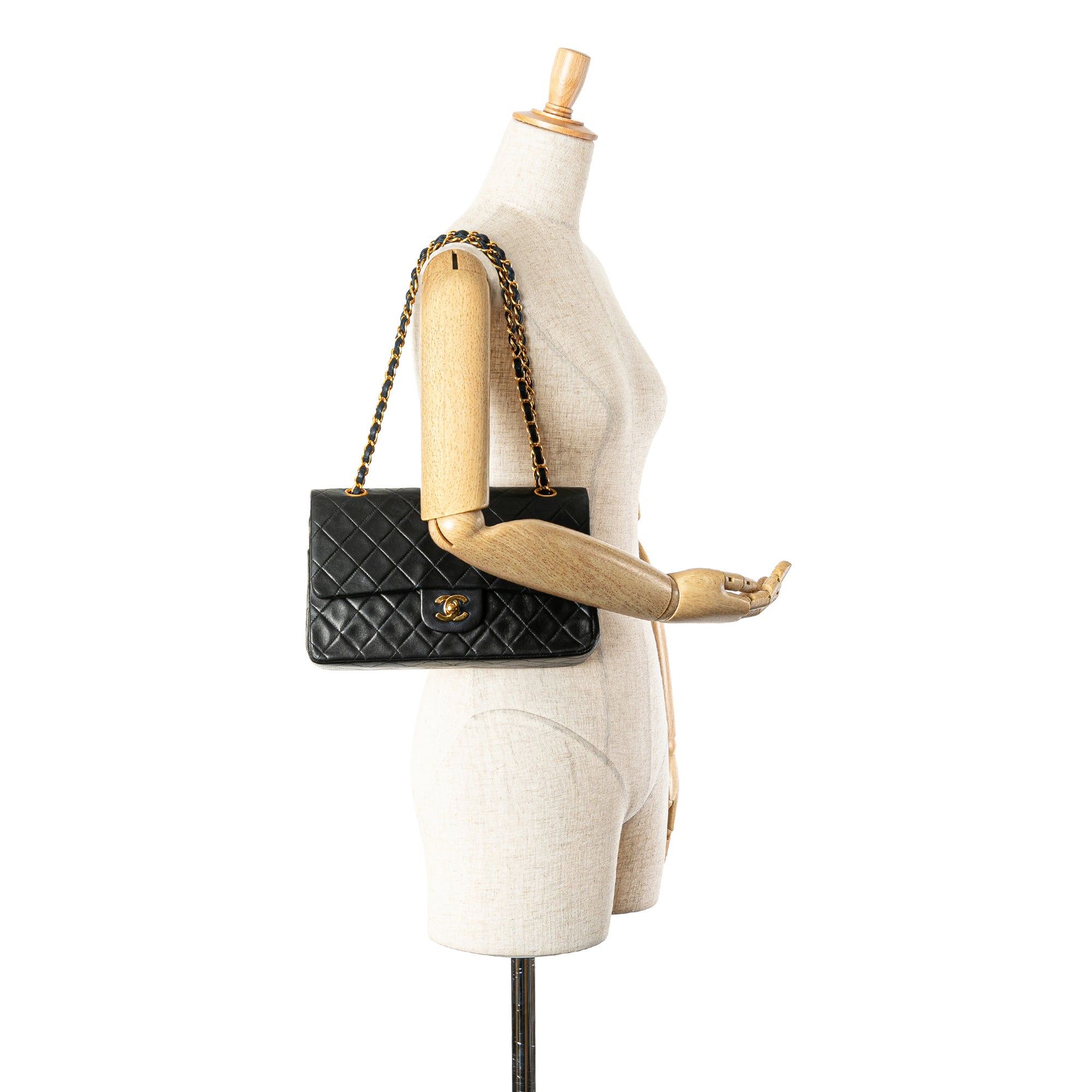 Chanel Chanel Medium Classic Lambskin Double Flap Black Size ONE SIZE - 10 Thumbnail