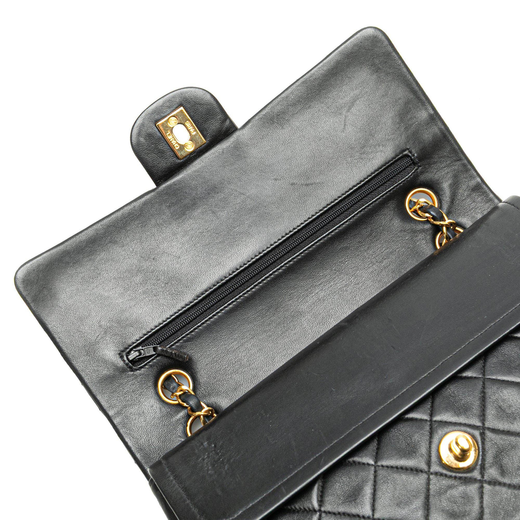 Chanel Chanel Medium Classic Lambskin Double Flap Black Size ONE SIZE - 9 Thumbnail