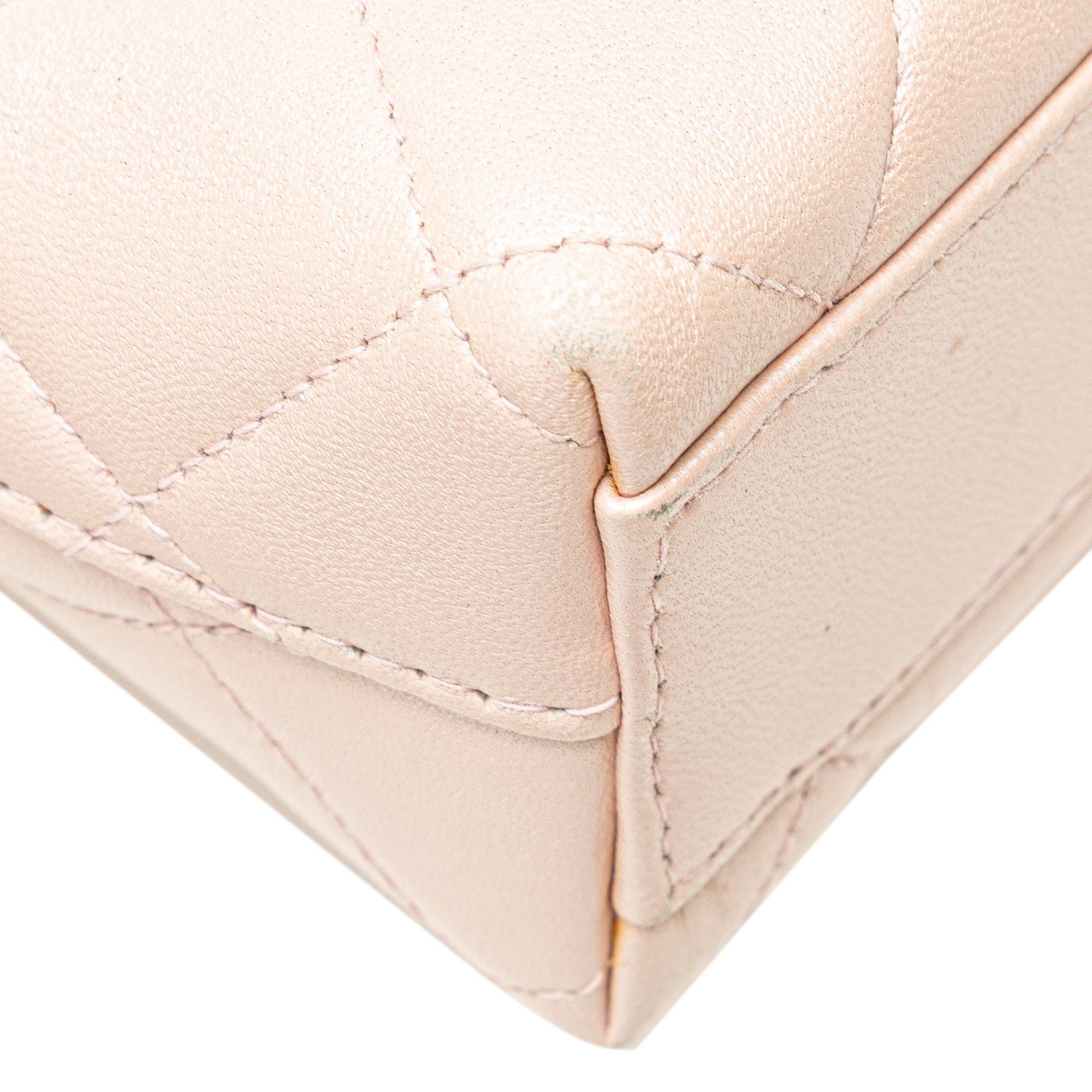 Chanel Chanel CC Quilted Irisdescent Lambskin Chain Handbag Pink Size ONE SIZE - 8 Thumbnail