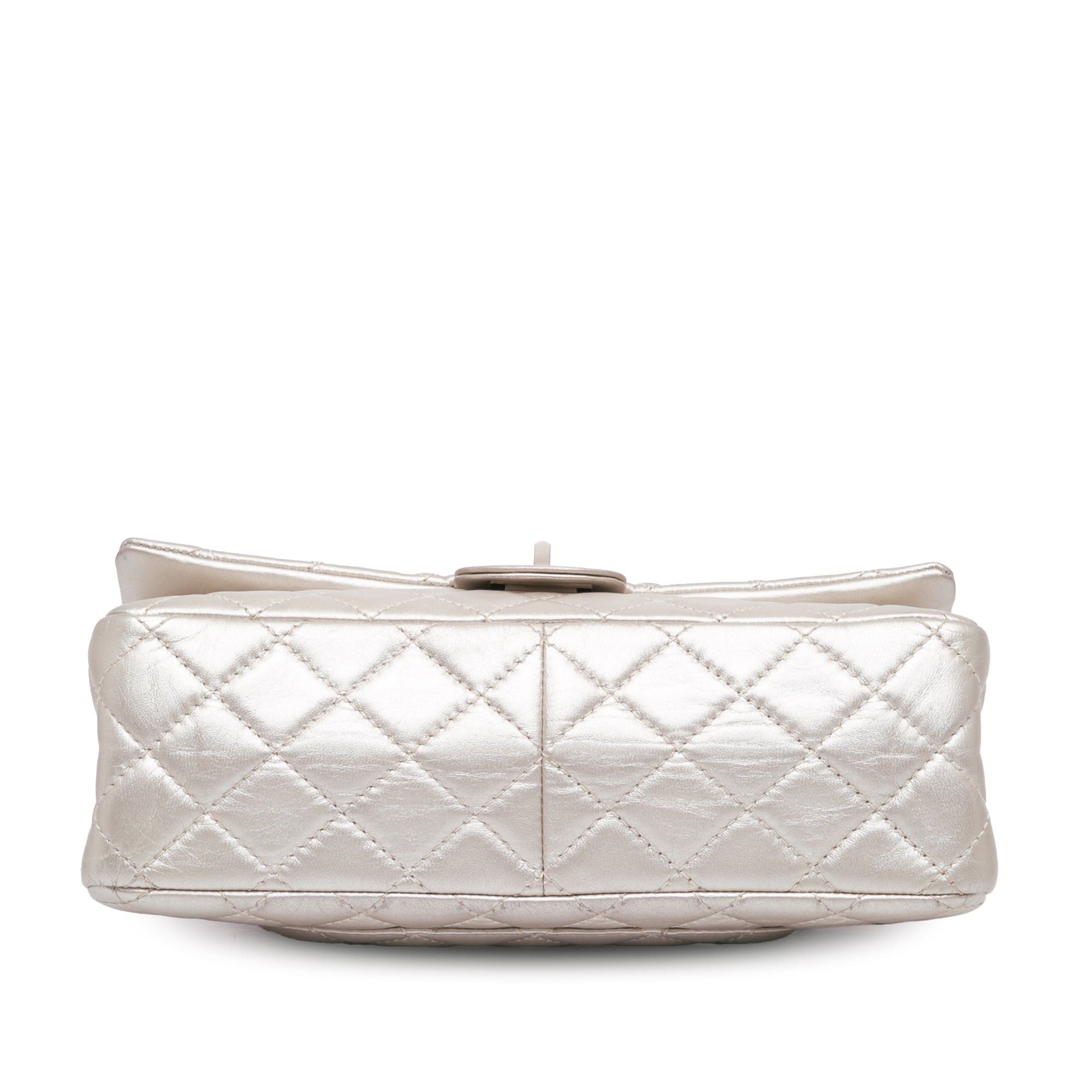 Chanel Chanel Reissue 2.55 Aged Calfskin Double Flap 226 Silver Size ONE SIZE - 3 Thumbnail