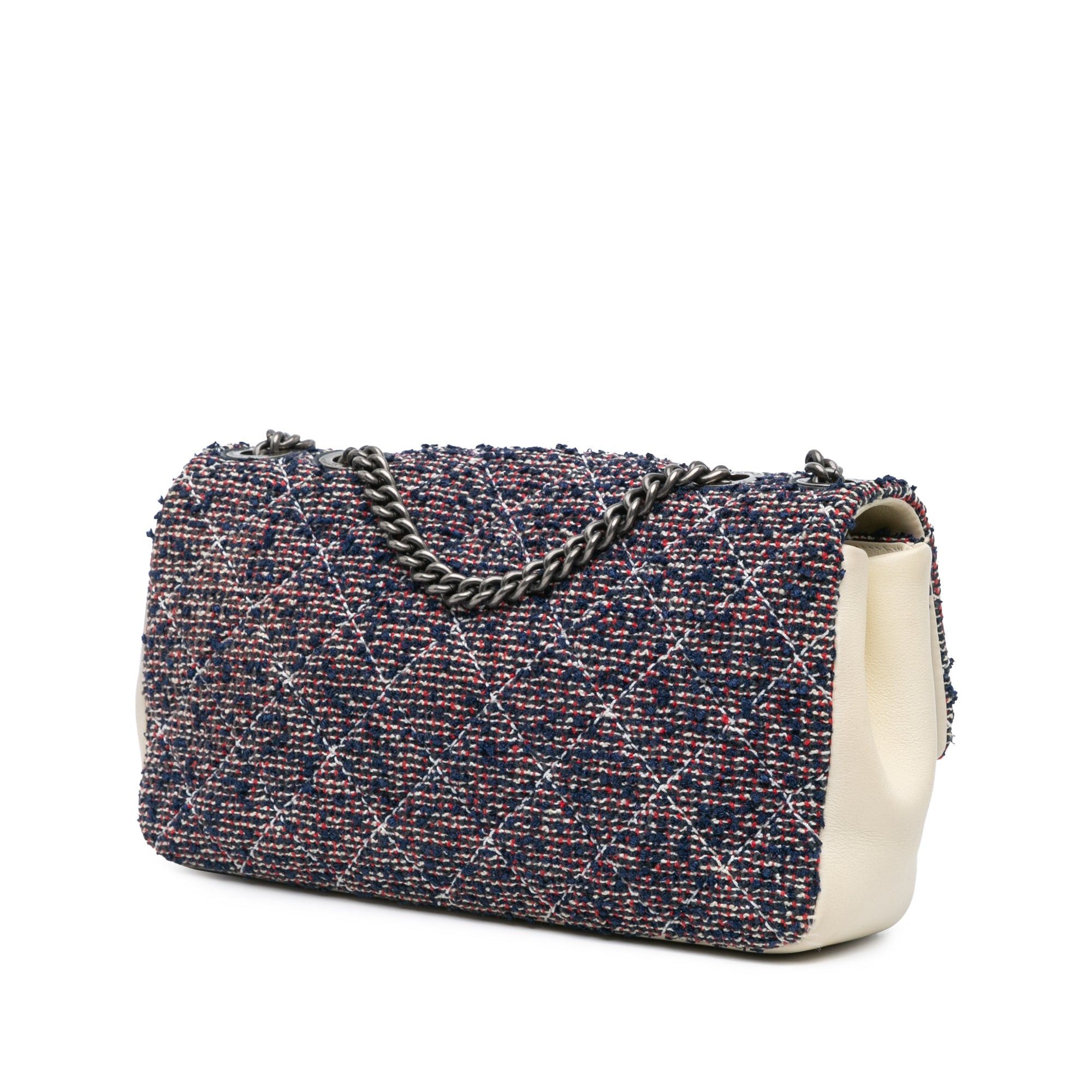 Chanel Chanel Medium Tweed Single Flap Blue Size ONE SIZE - 2 Thumbnail