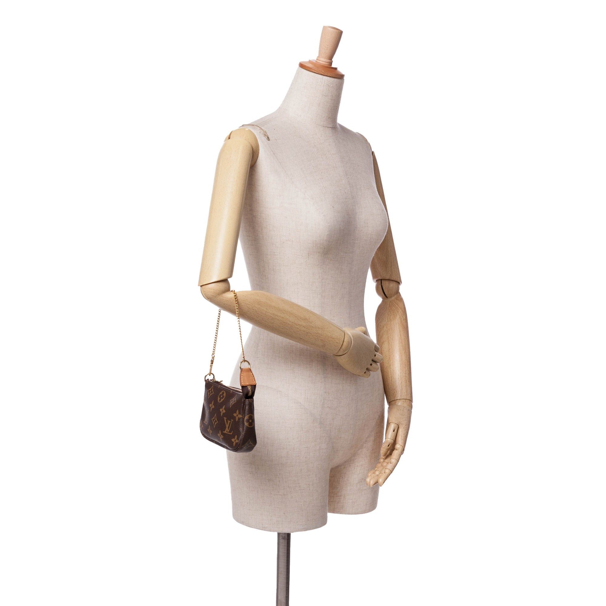 Louis Vuitton Louis Vuitton Monogram Mini Pochette Accessories Brown Size ONE SIZE - 9 Thumbnail