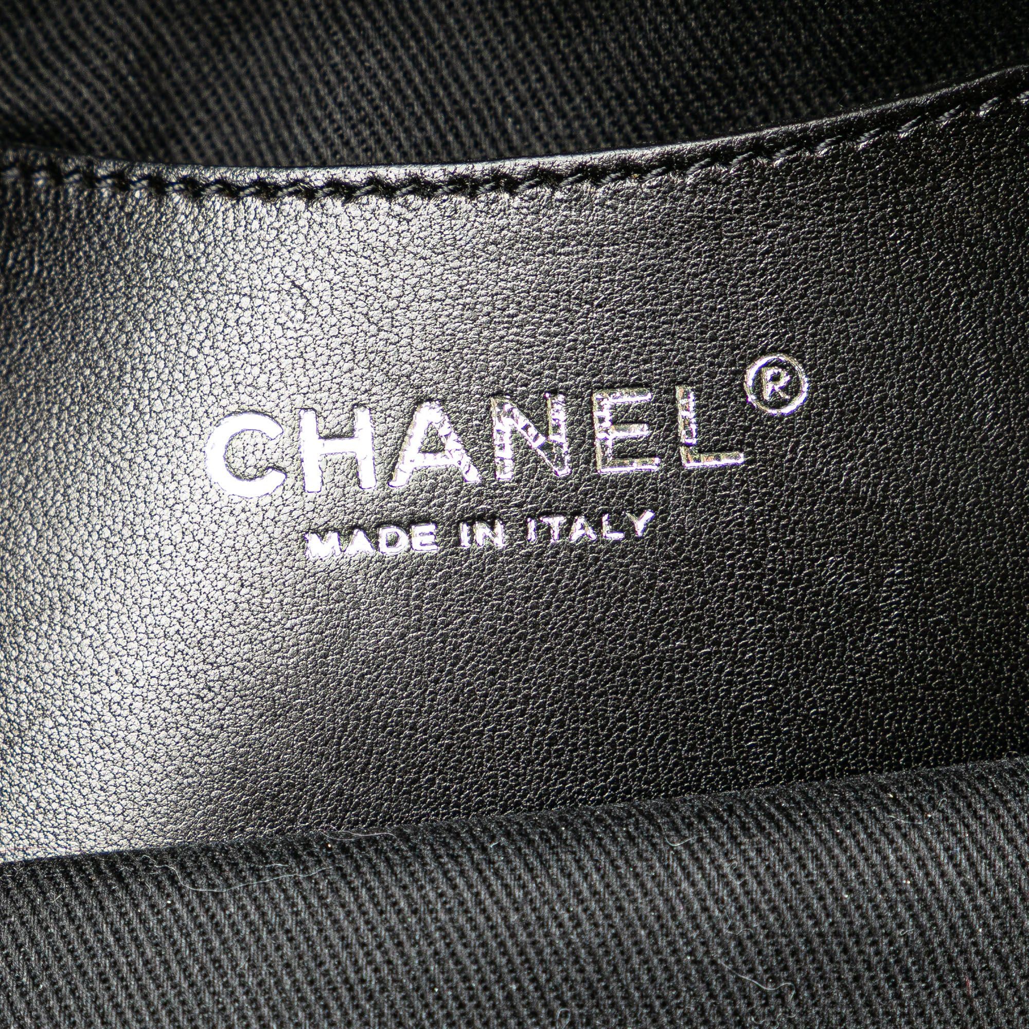 Chanel Chanel Medium Patent Ombre Just Mademoiselle Shoulder Bag Green Size ONE SIZE - 5 Thumbnail