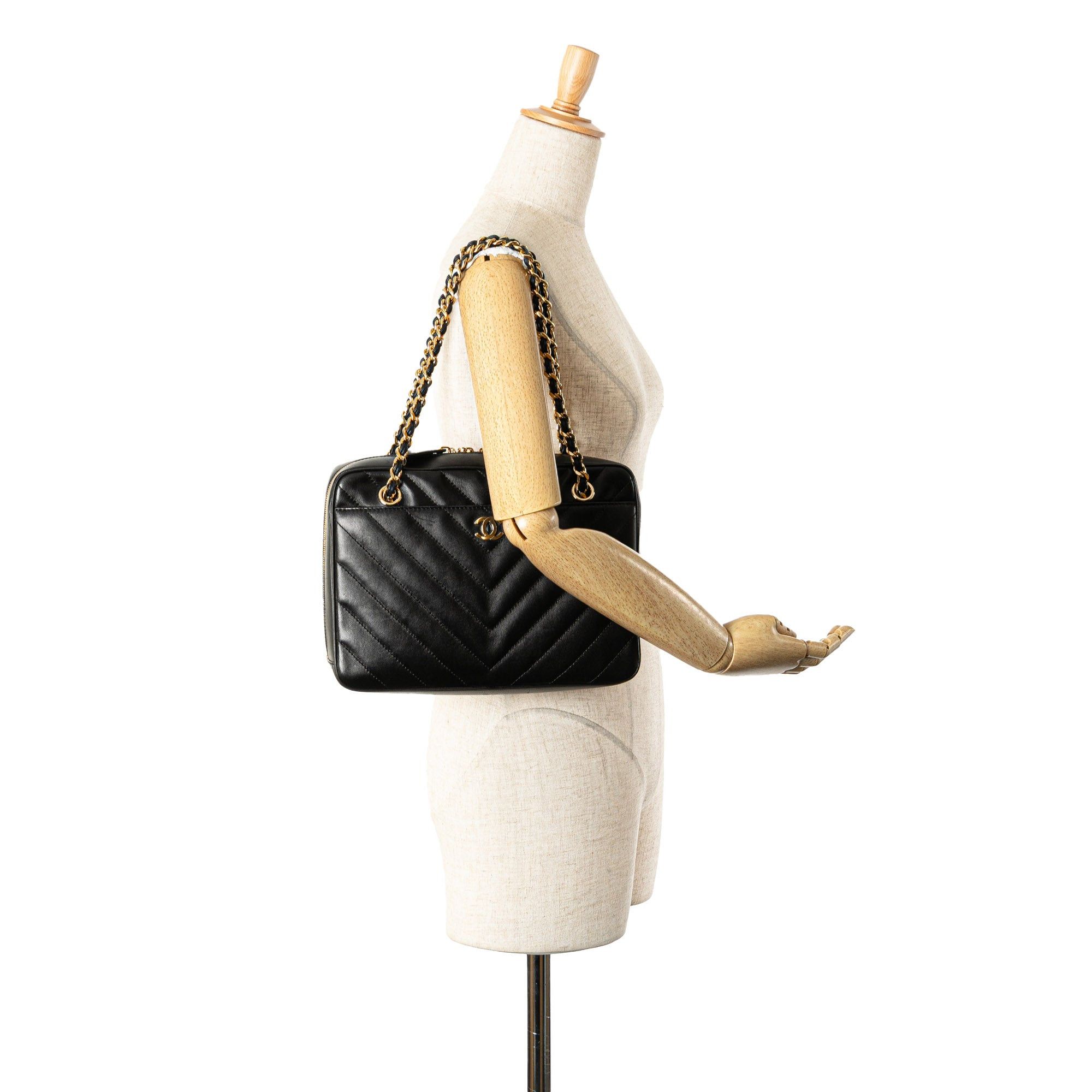 Chanel Chanel CC Chevron Lambskin Camera Shoulder Bag Black Size ONE SIZE - 14 Thumbnail