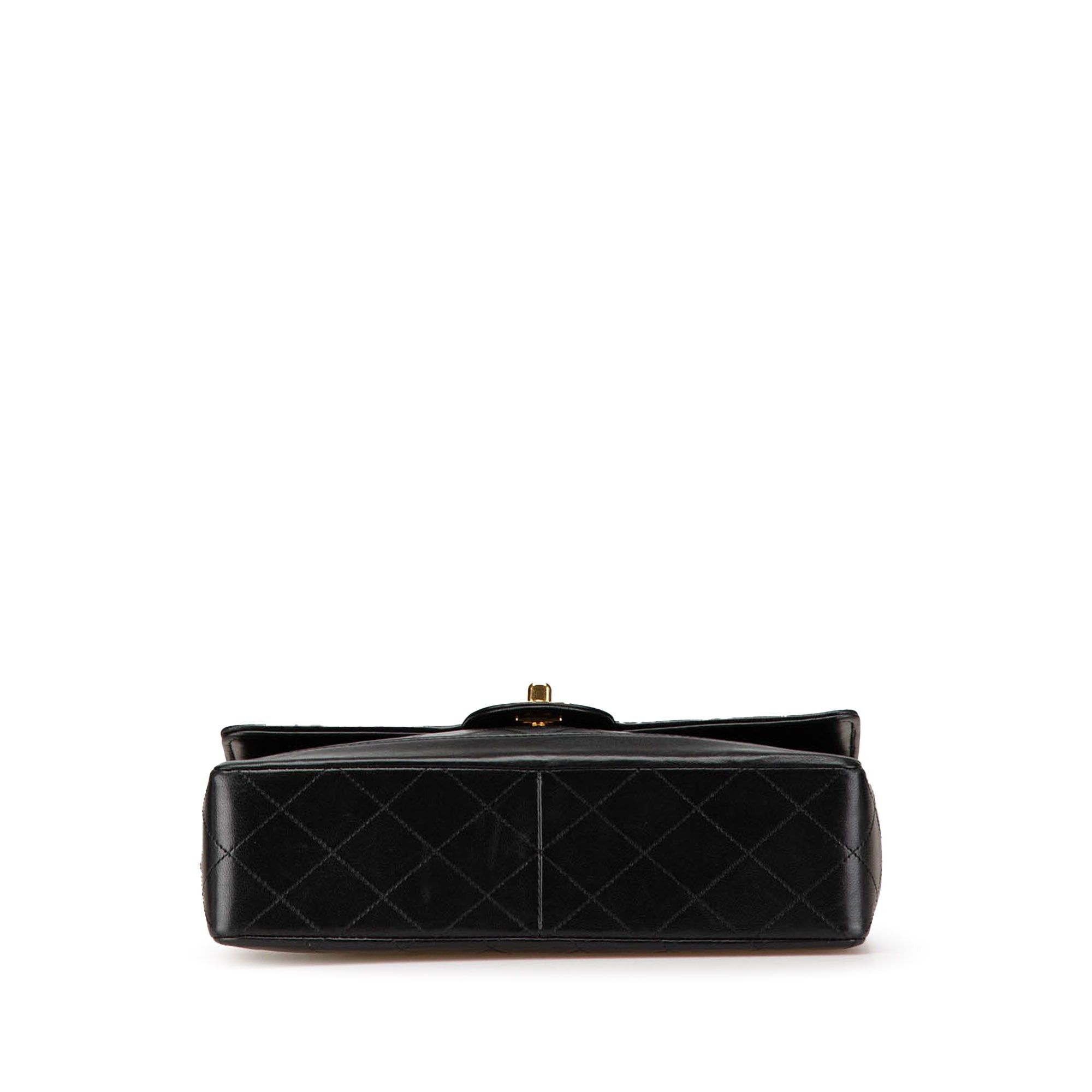 Chanel Chanel Medium CC Quilted Lambskin Single Flap Black Size ONE SIZE - 3 Thumbnail
