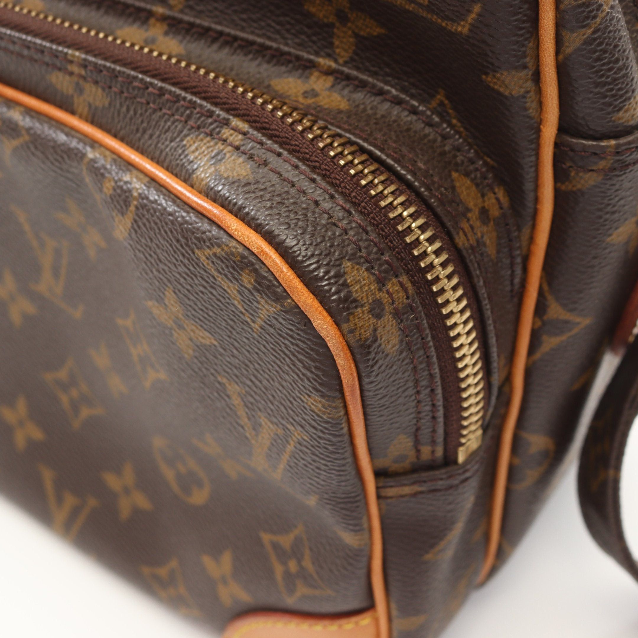 Louis Vuitton Louis Vuitton Nil Monogram Shoulder Bag Leather Brown Size ONE SIZE - 8 Thumbnail