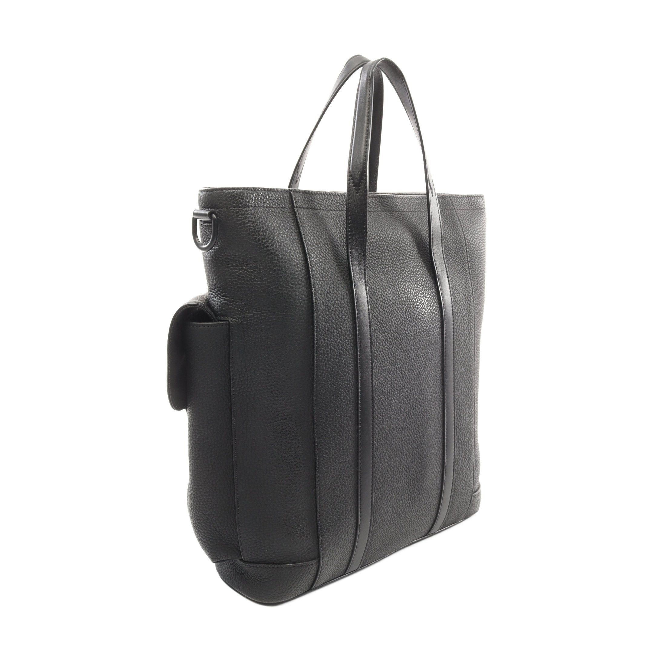 Louis Vuitton Louis Vuitton Christopher Tote Handbag Bag Leather Black Size ONE SIZE - 2 Thumbnail