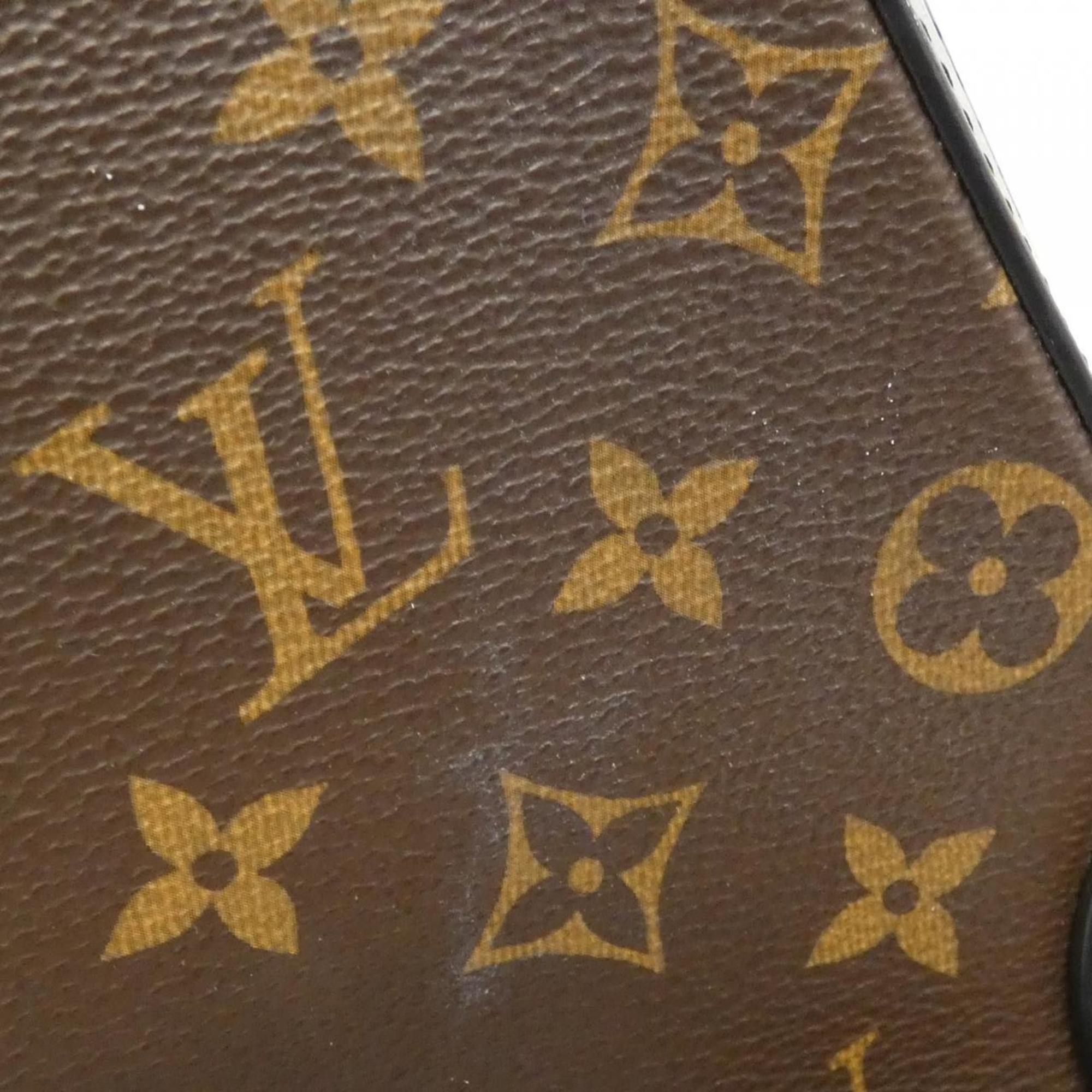 Louis Vuitton Louis Vuitton Soft Trunk shoulder Size ONE SIZE - 5 Thumbnail