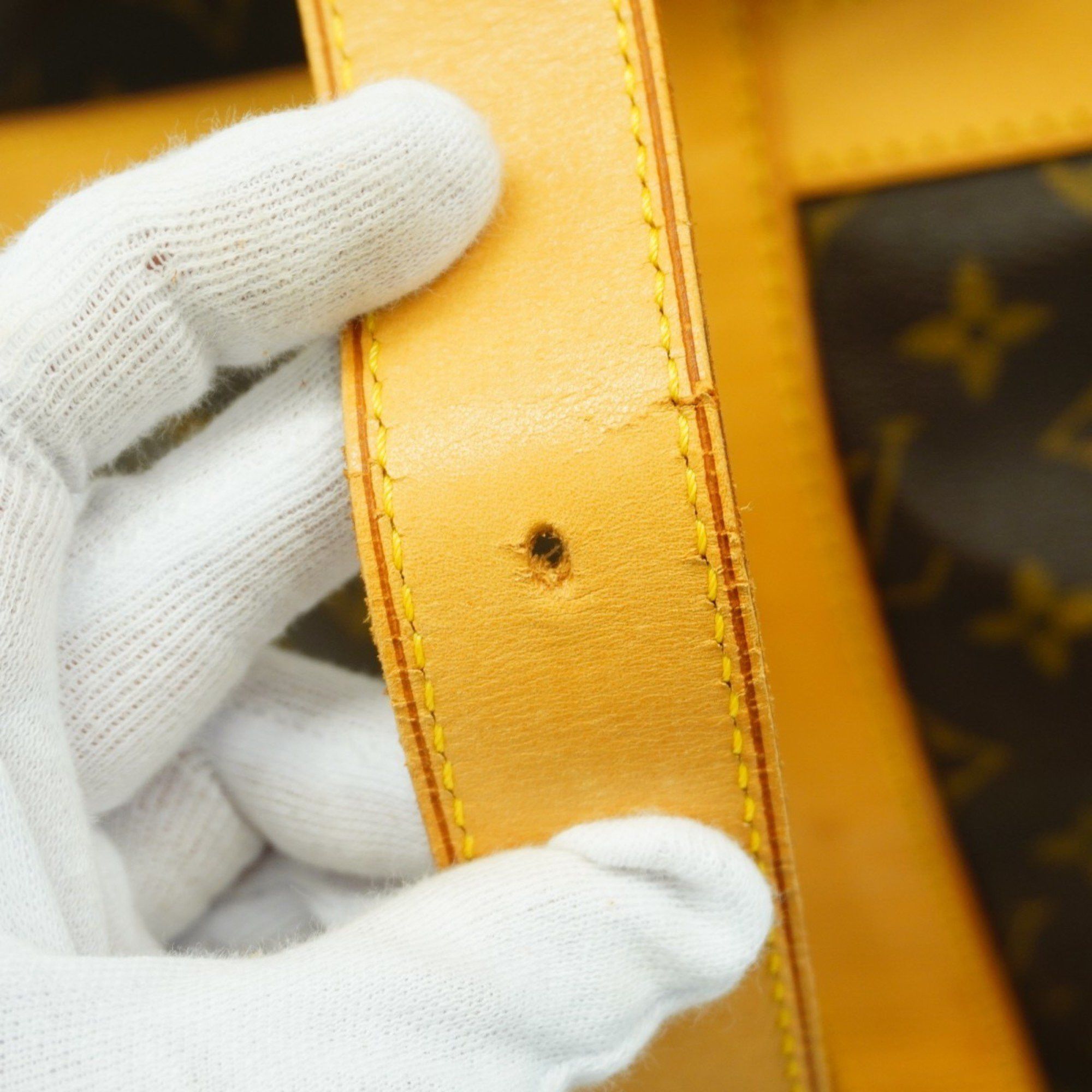 Louis Vuitton Louis Vuitton Cruiser travel Size ONE SIZE - 16 Thumbnail