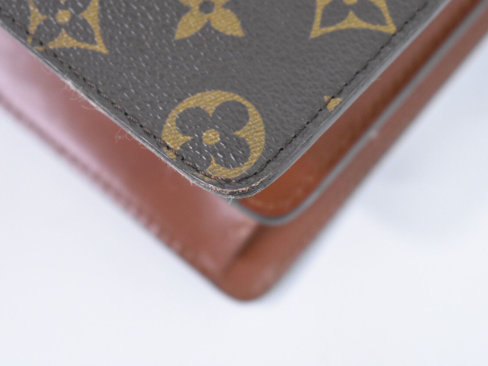 Louis Vuitton Louis Vuitton Concorde handbag Size ONE SIZE - 5 Thumbnail