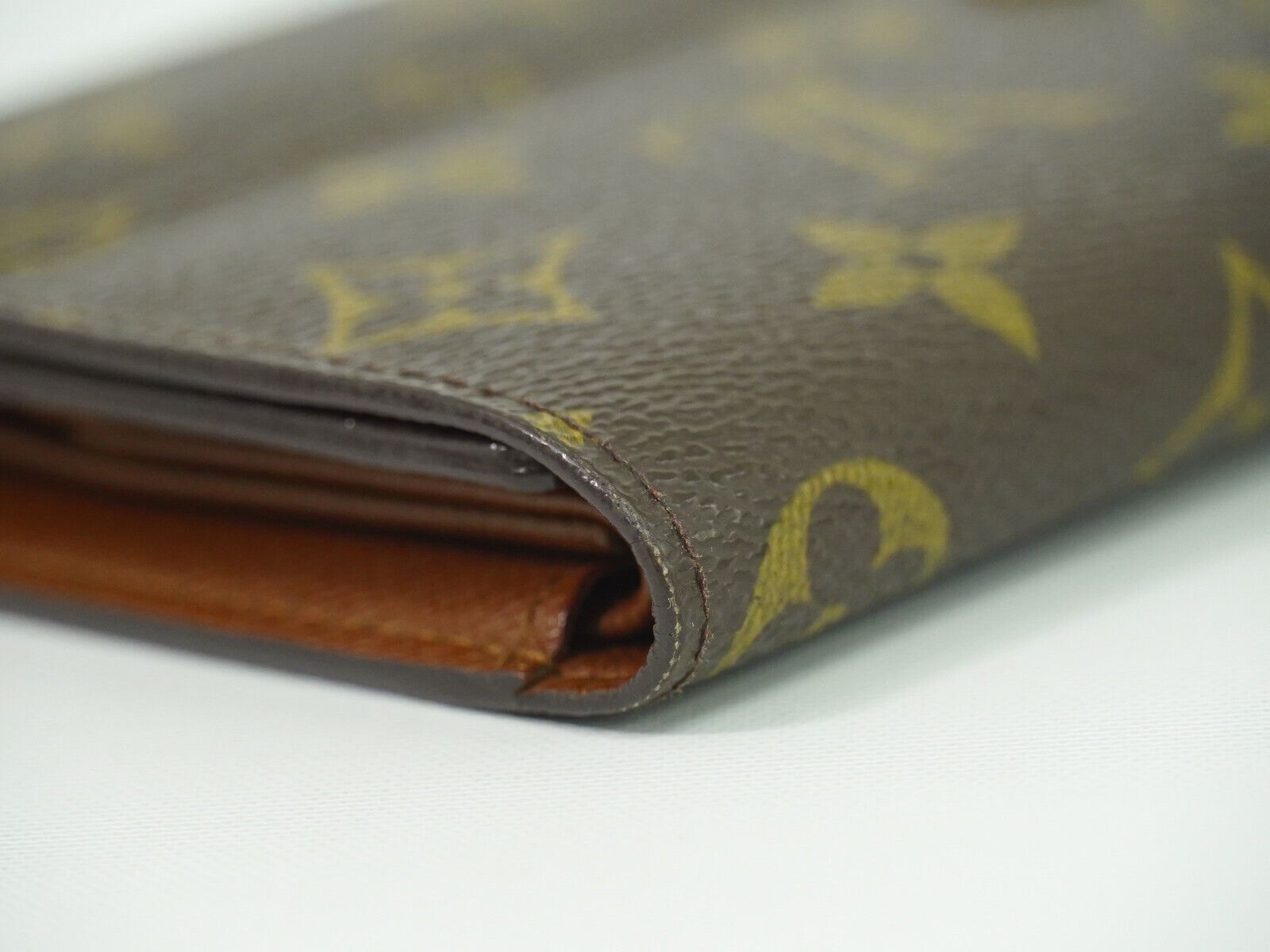 Louis Vuitton Louis Vuitton International wallet Size ONE SIZE - 4 Thumbnail