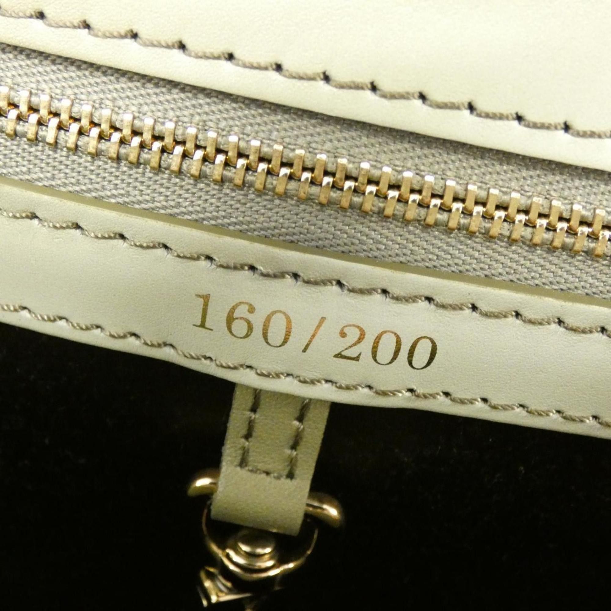 Louis Vuitton Louis Vuitton Capucines handbag Size ONE SIZE - 10 Thumbnail