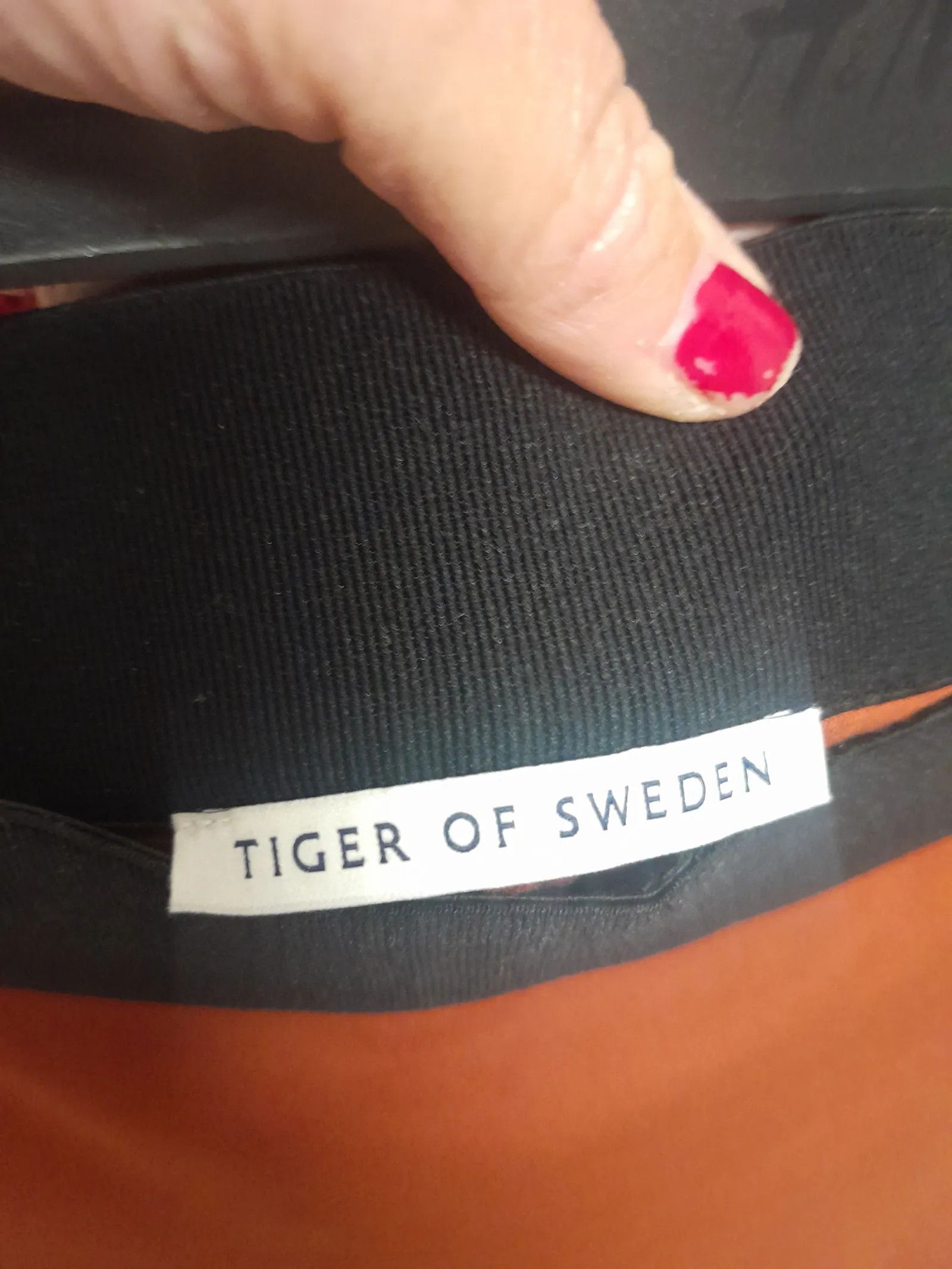 Tiger of Sweden Tiger of Sweden Skirt Size 28" / US 6 / IT 42 - 2 Thumbnail