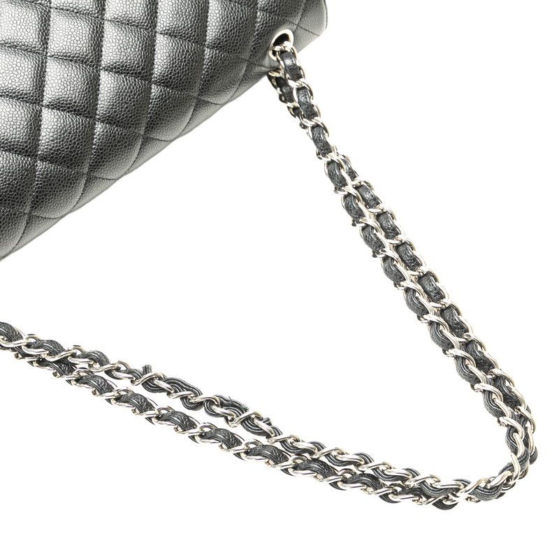 Chanel Chanel Chanel Matelasse Caviar Skin Shoulder Bag Leather Shoulder Bag Size ONE SIZE - 4 Thumbnail