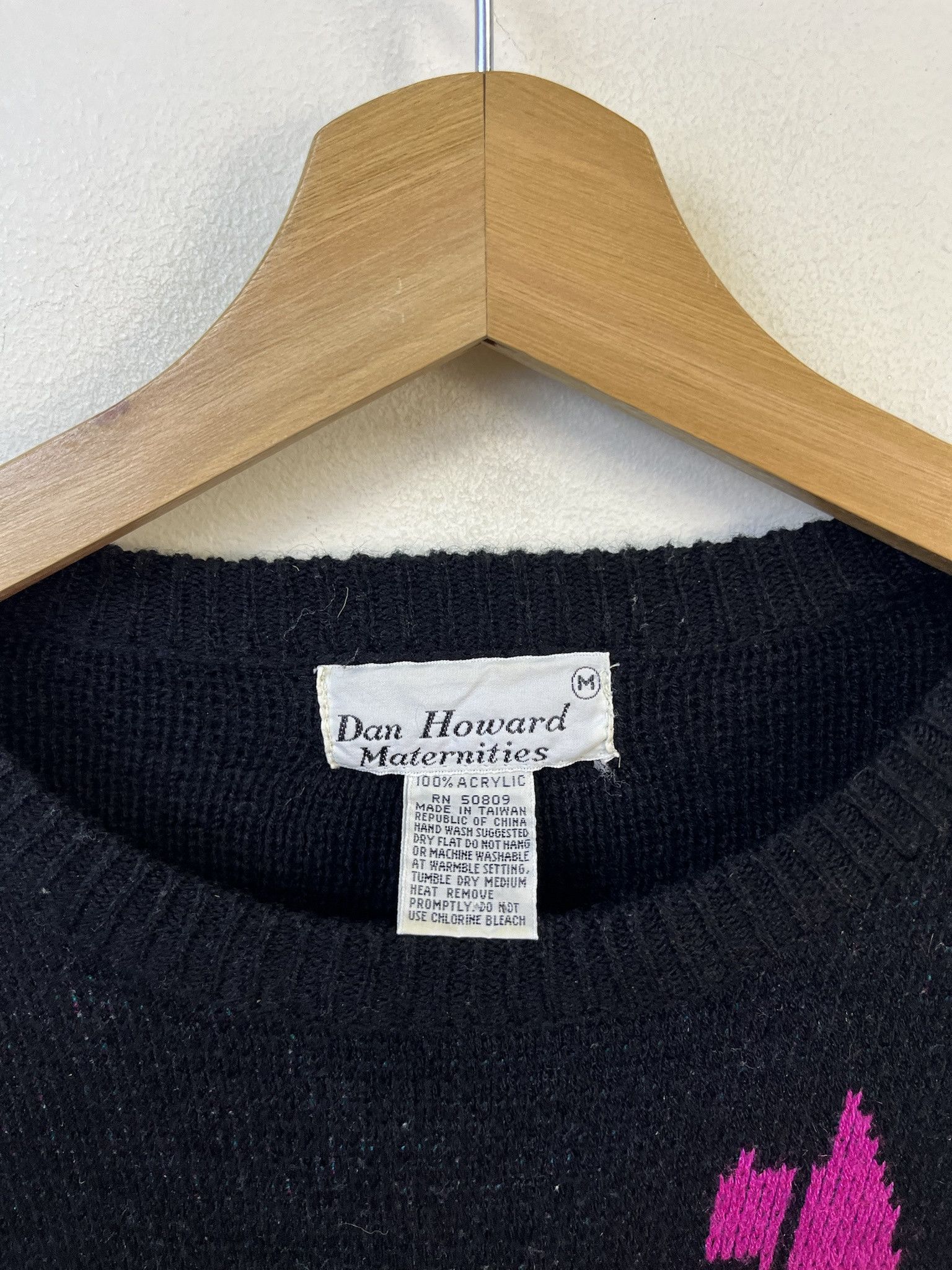 Other Vintage Knit Sweater 1990s Acrylic Floral Sweater Size M Size US M / EU 48-50 / 2 - 2 Thumbnail
