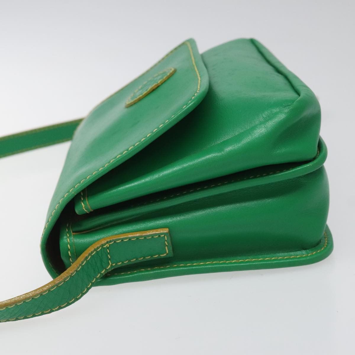 Fendi Ff Green Leather Shoulder Bag (Pre-Owned) Size ONE SIZE - 4 Thumbnail