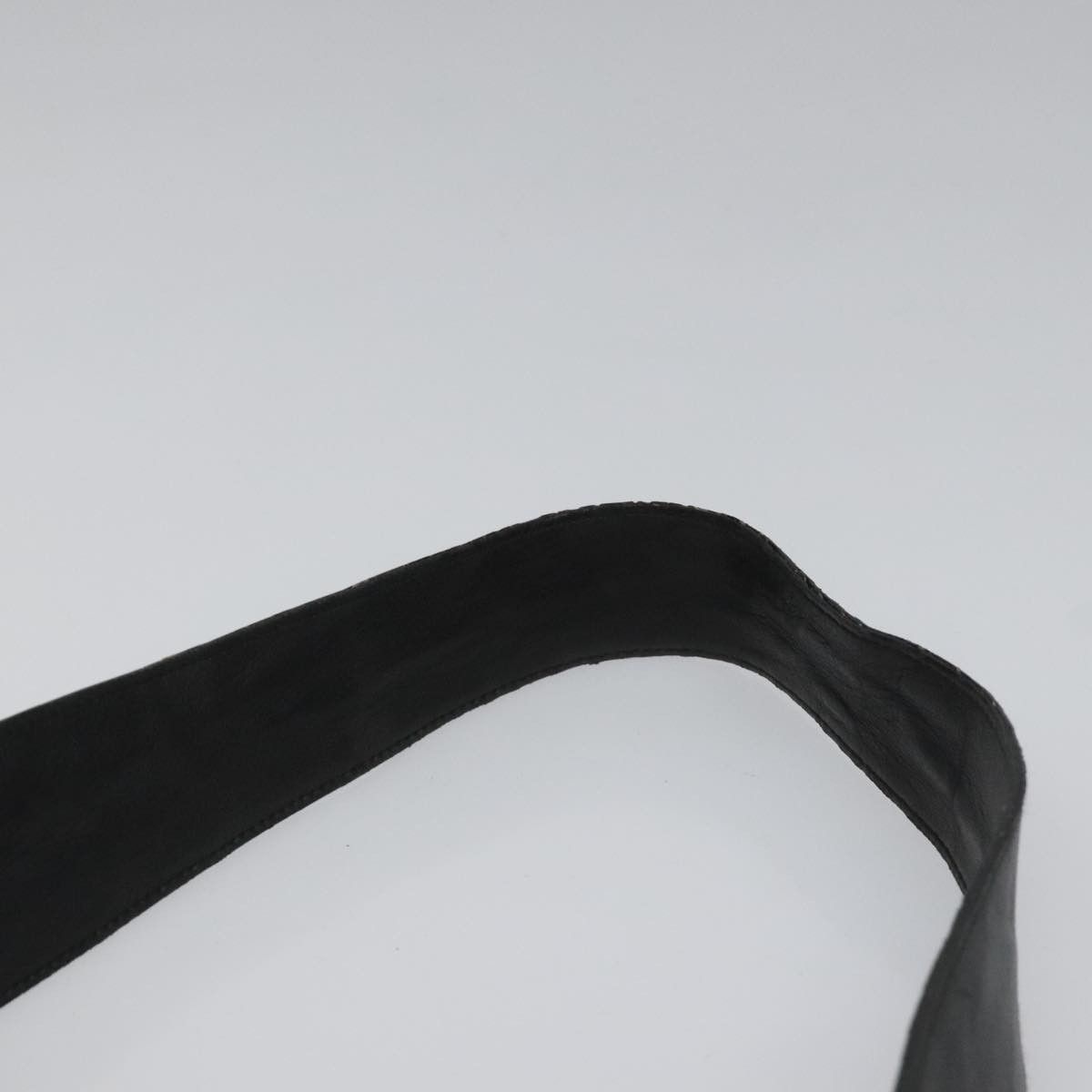 Salvatore Ferragamo Gancini Black Leather Shoulder Bag (Pre-Owned) Size ONE SIZE - 6 Thumbnail