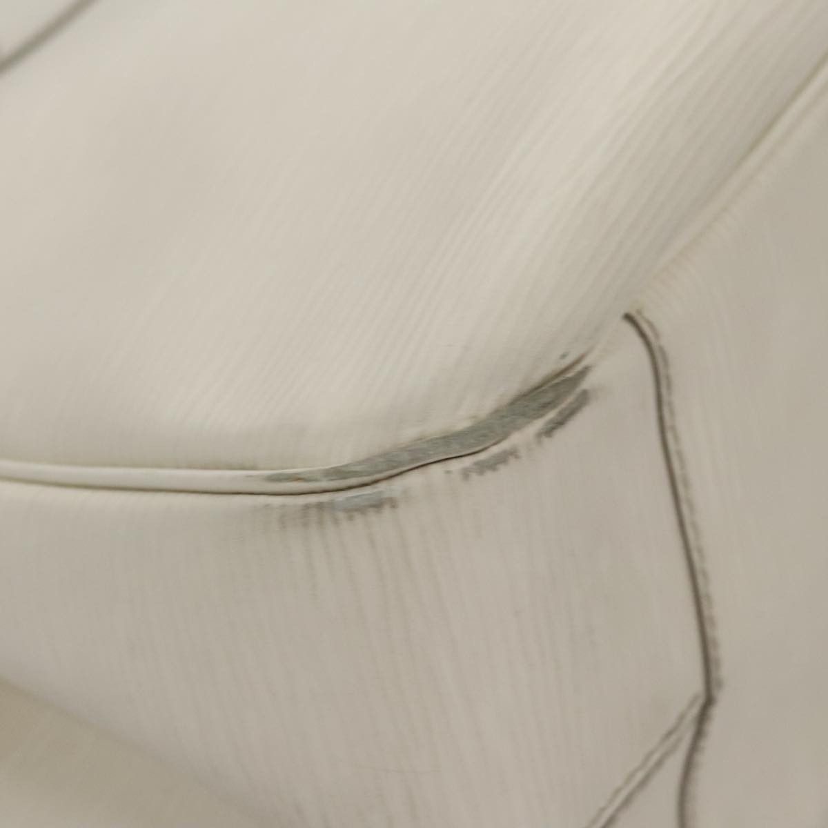 Louis Vuitton Passy White Leather Handbag (Pre-Owned) Size ONE SIZE - 8 Thumbnail