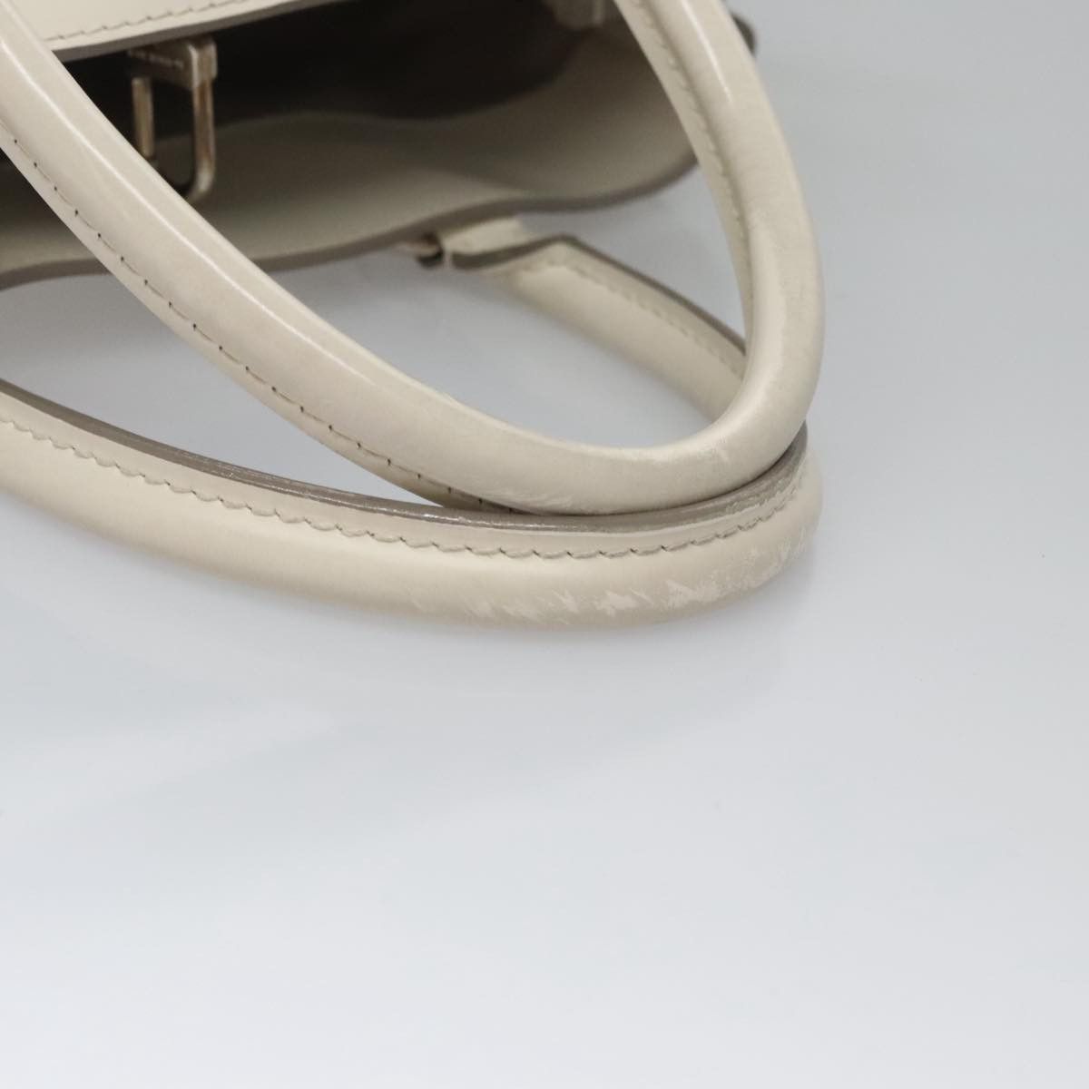 Louis Vuitton Passy White Leather Handbag (Pre-Owned) Size ONE SIZE - 5 Thumbnail