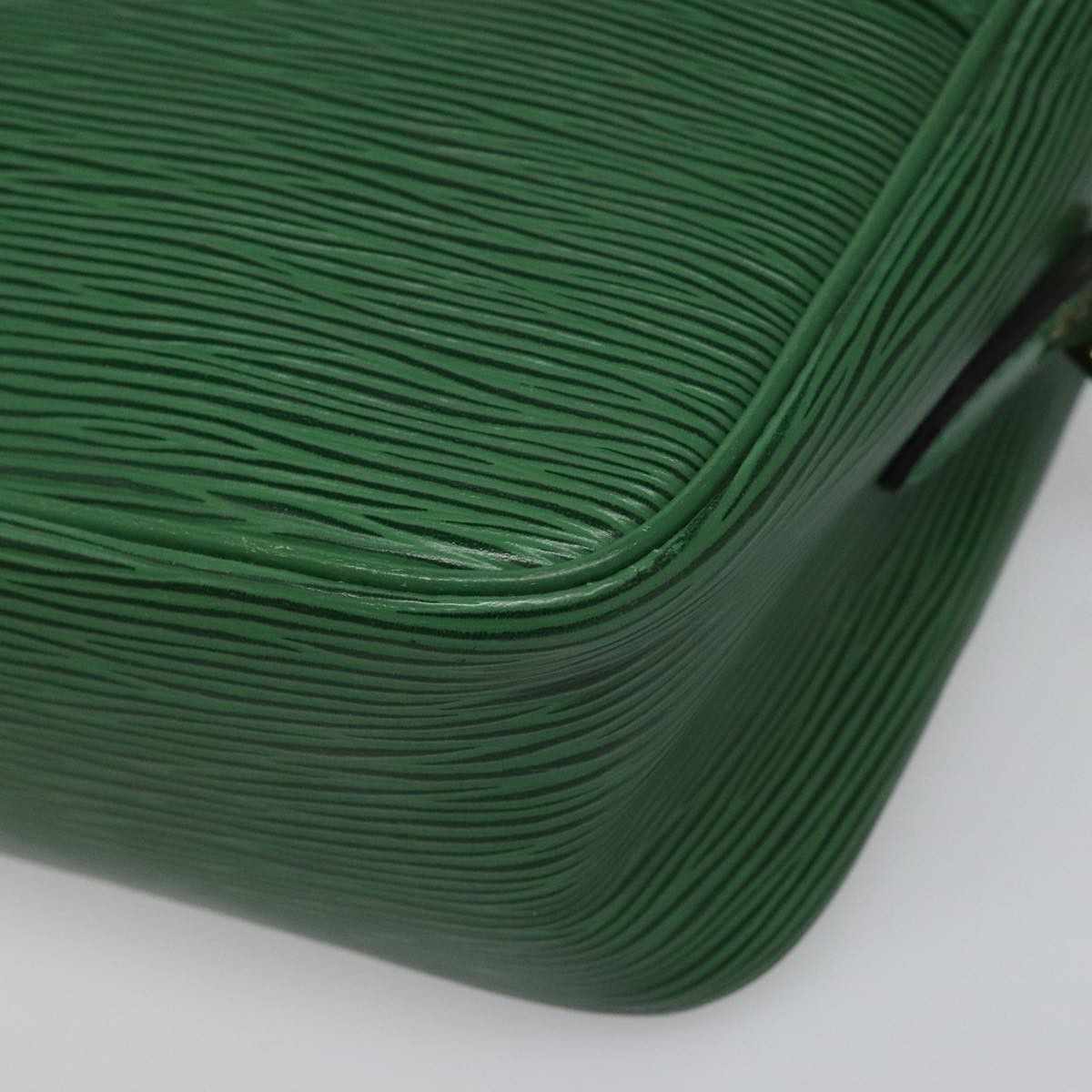 Louis Vuitton Trocadéro Green Leather Shoulder Bag (Pre-Owned) Size ONE SIZE - 9 Thumbnail