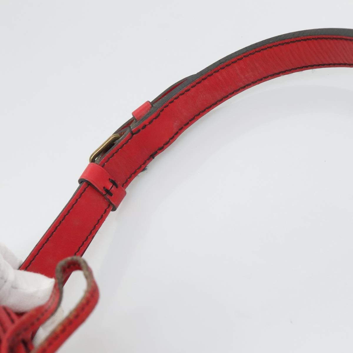 Louis Vuitton Petit Noé Red Leather Shoulder Bag (Pre-Owned) Size ONE SIZE - 7 Thumbnail