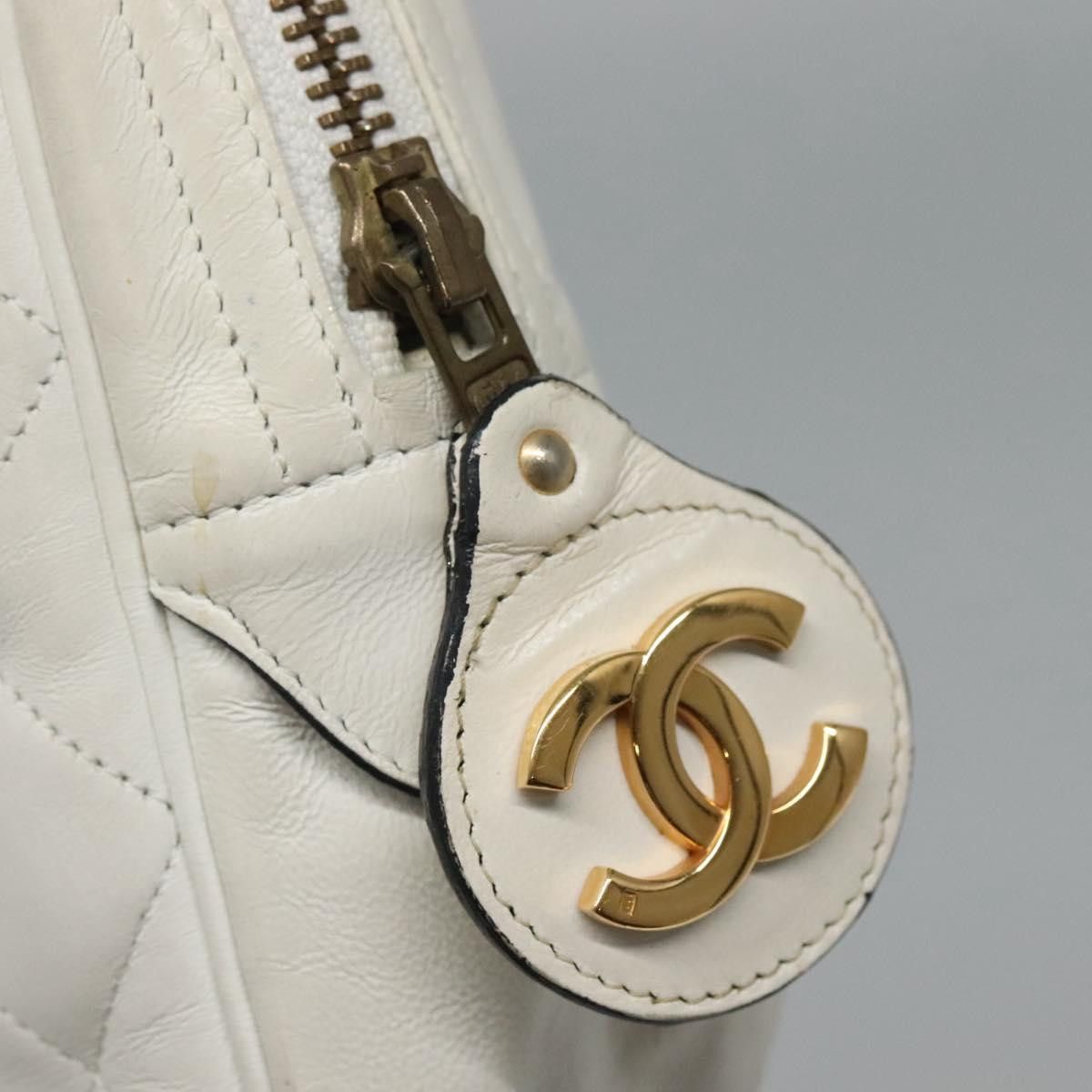 Chanel Camera White Leather Shoulder Bag (Pre-Owned) Size ONE SIZE - 12 Thumbnail