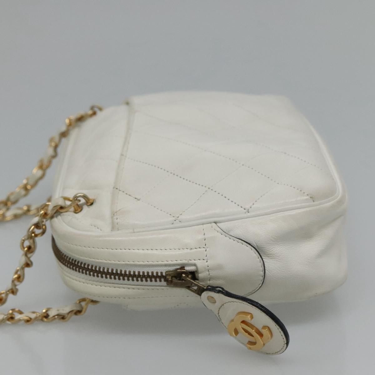 Chanel Camera White Leather Shoulder Bag (Pre-Owned) Size ONE SIZE - 4 Thumbnail